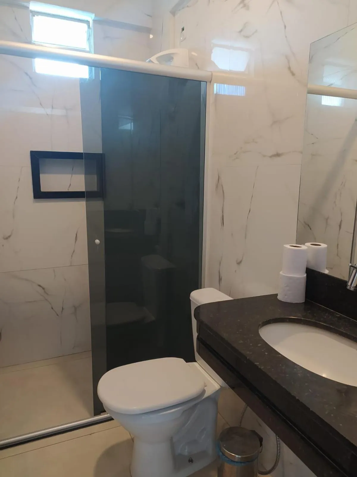 Shower in Hotel Floresta do Carajas