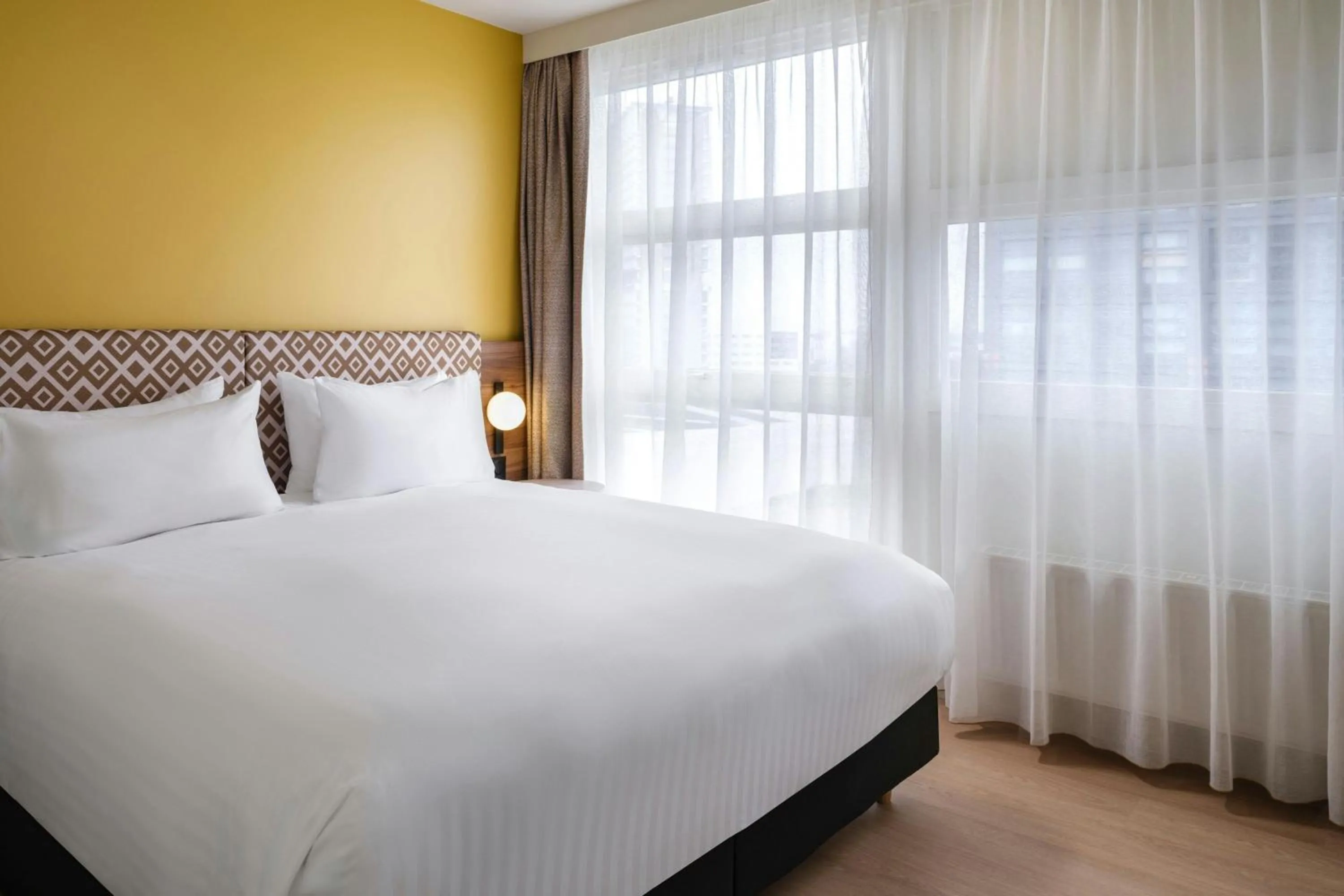 Photo of the whole room, Bed in Residence Inn by Marriott Lille