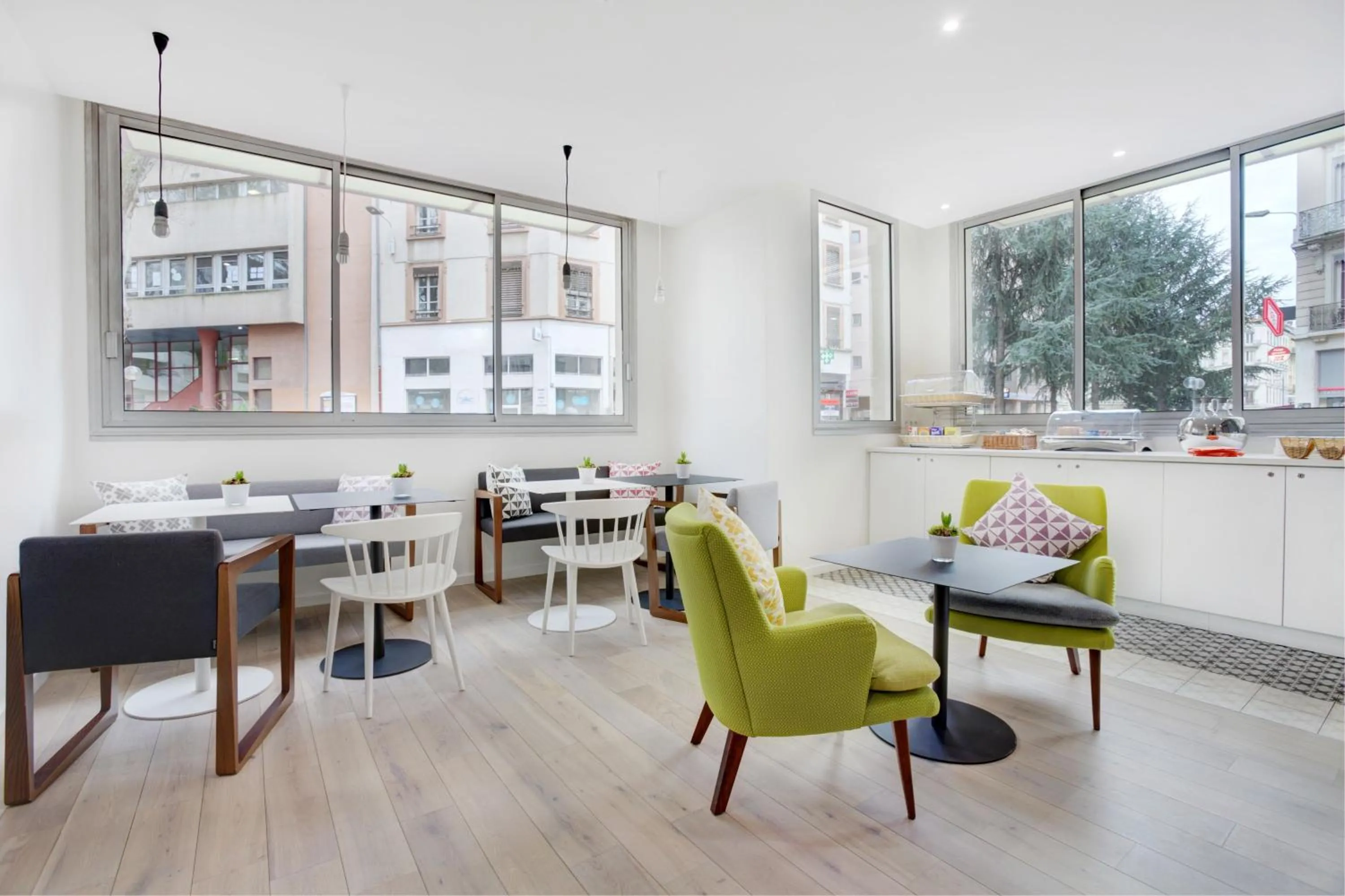 Restaurant/places to eat in Citadines Part-Dieu Lyon