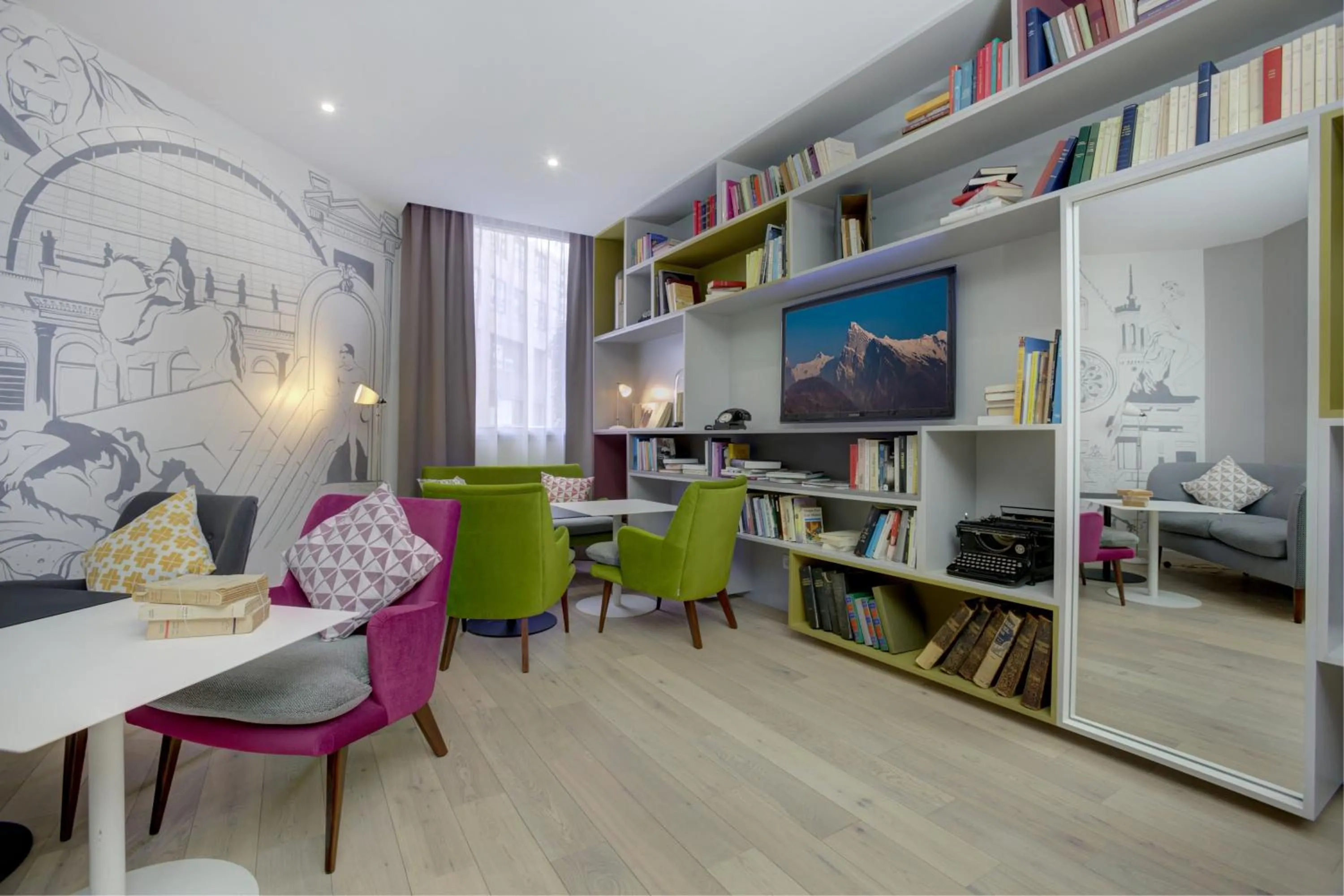 Communal lounge/ TV room in Citadines Part-Dieu Lyon