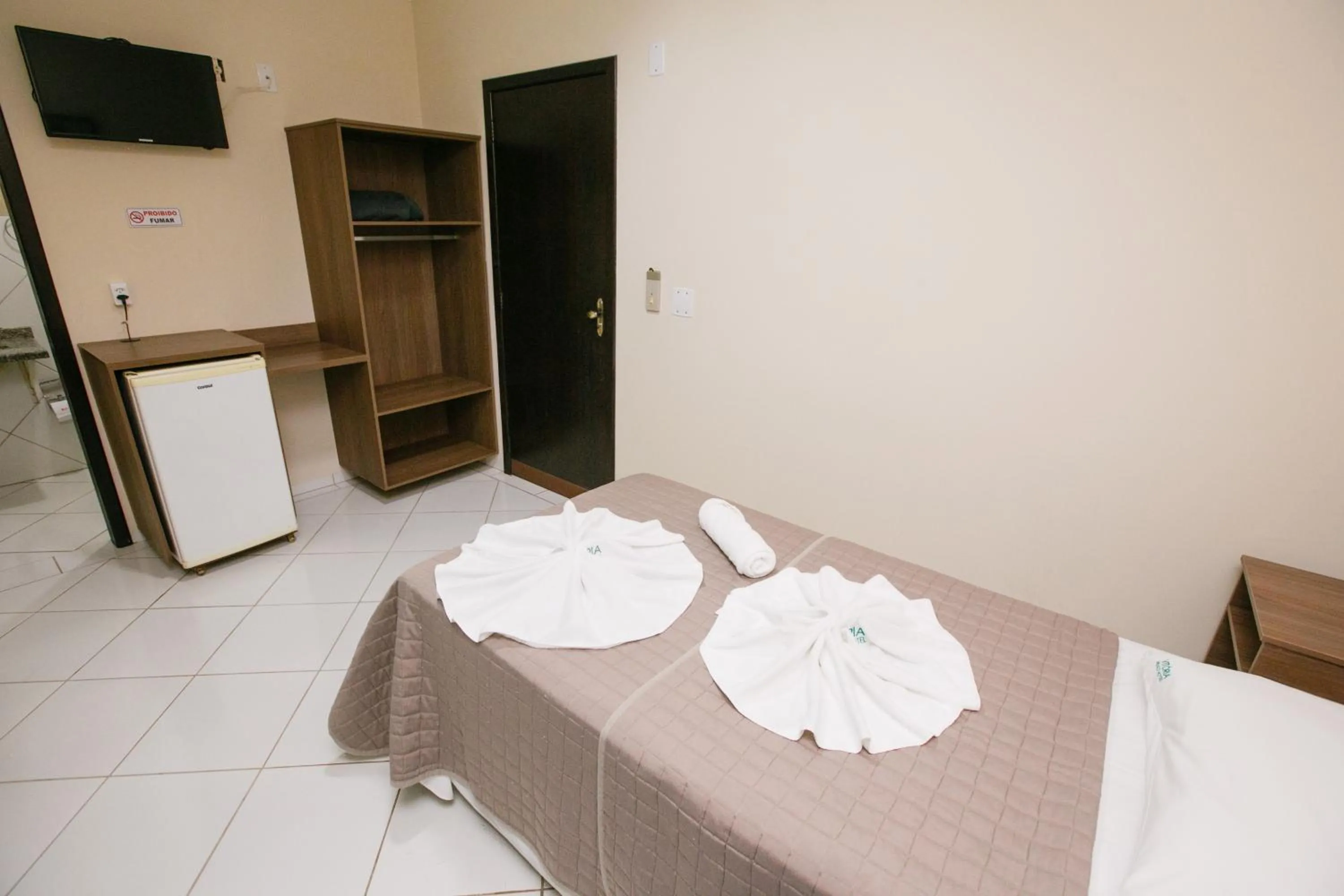 Standard Single Room - single occupancy in Vitoria Palace Hotel
