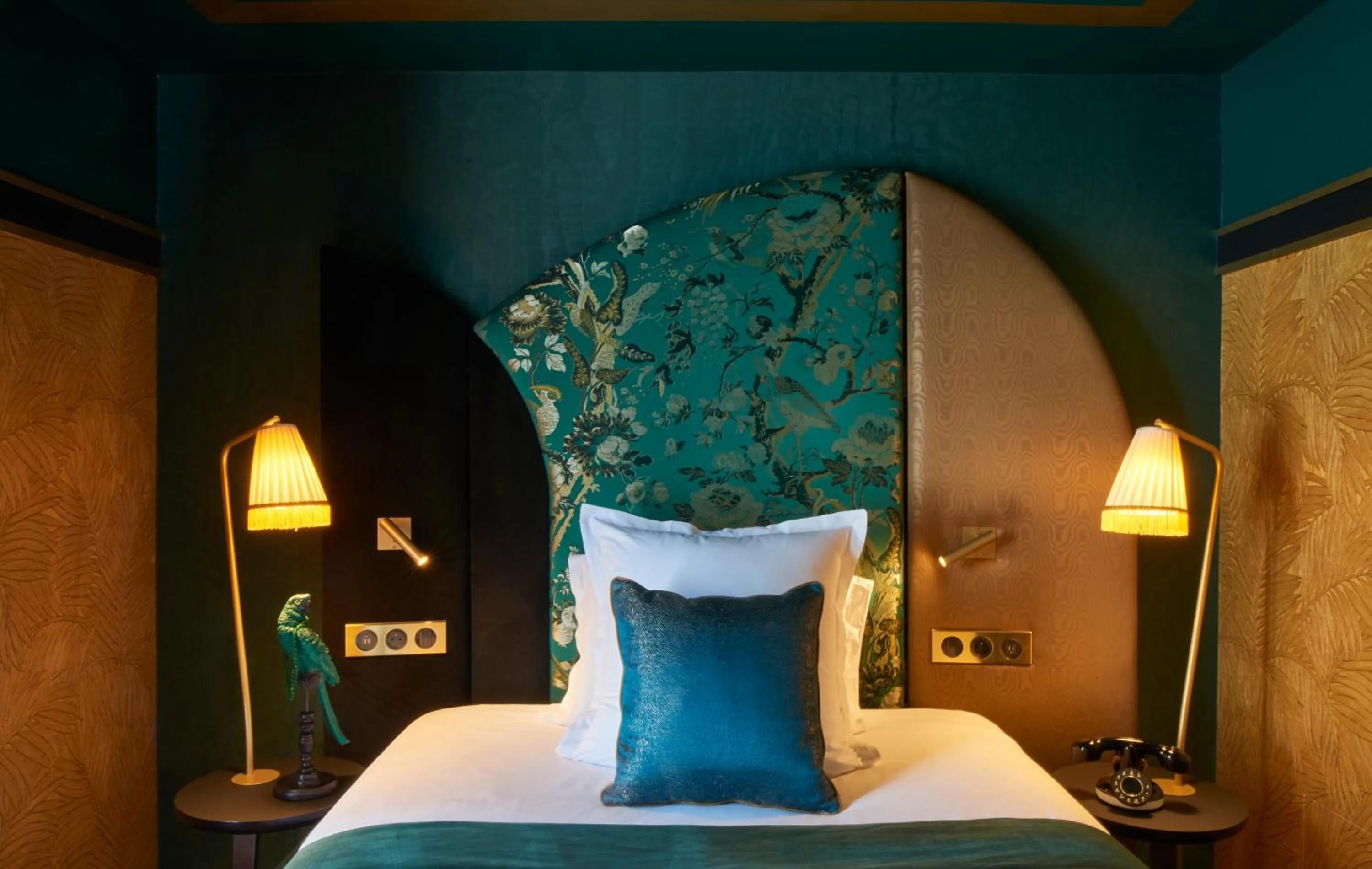 Bed in Maison Nabis by HappyCulture