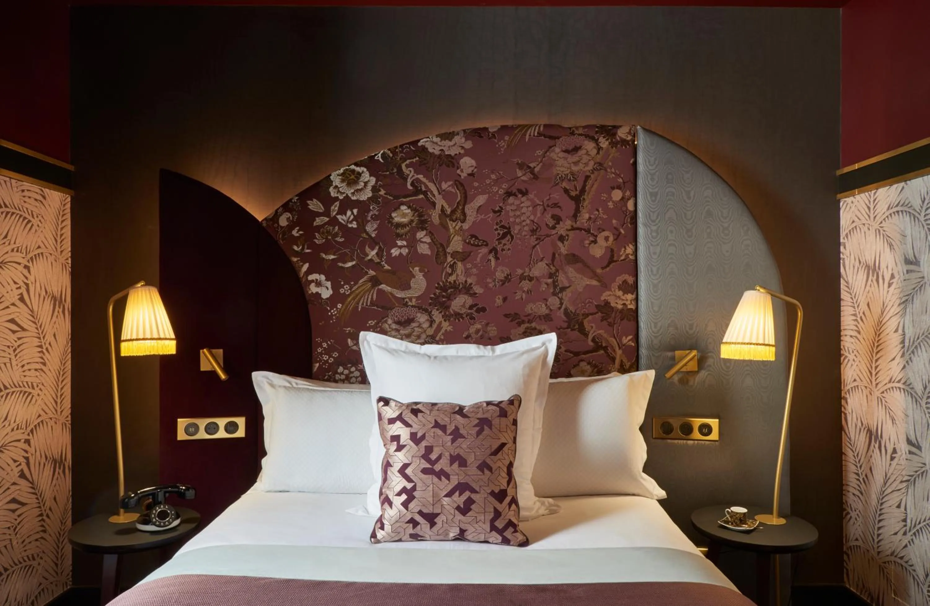 Bed in Maison Nabis by HappyCulture