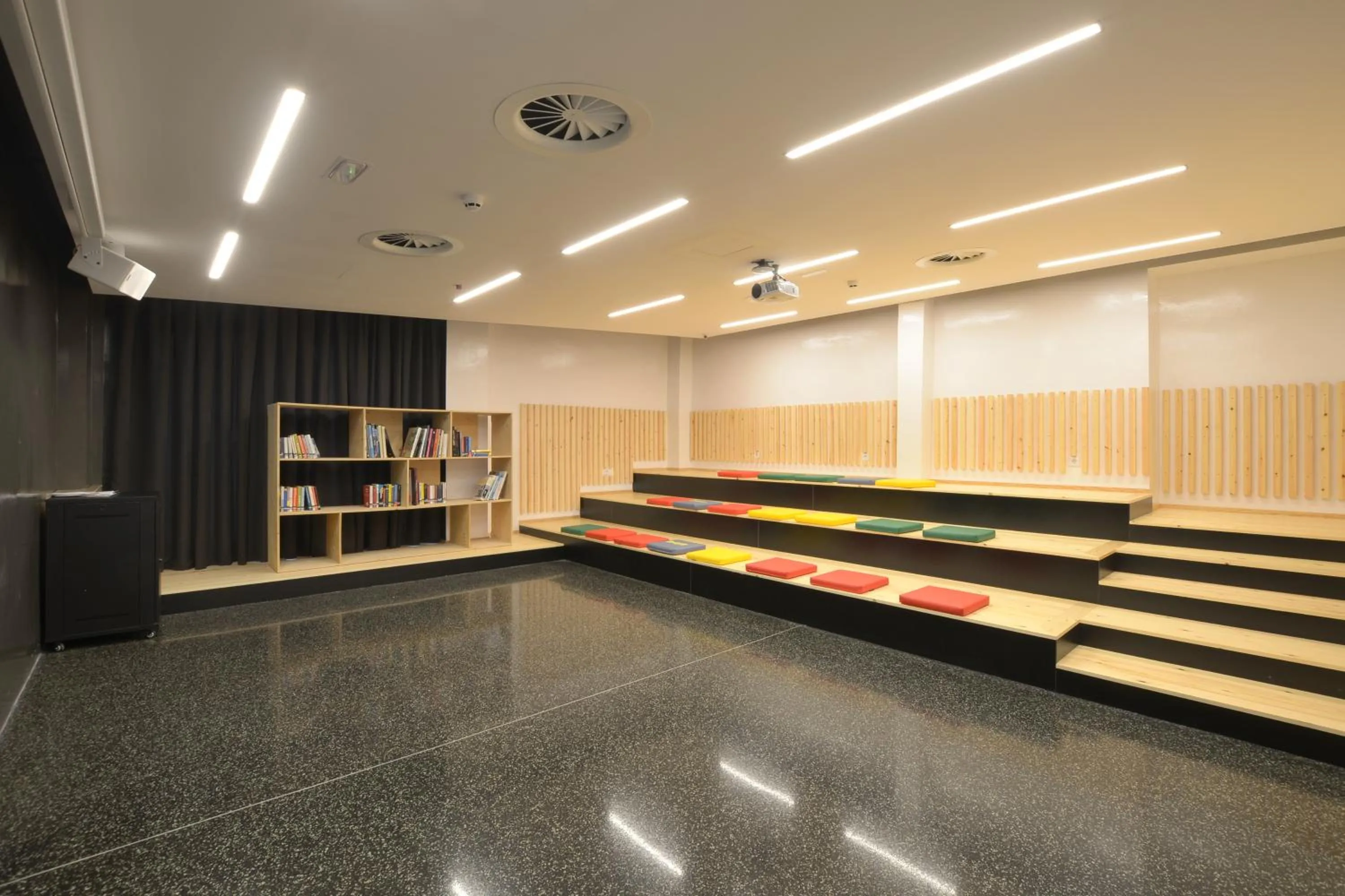 Place of worship in AMISTAT Island Hostel Ibiza - ALBERGUE JUVENIL