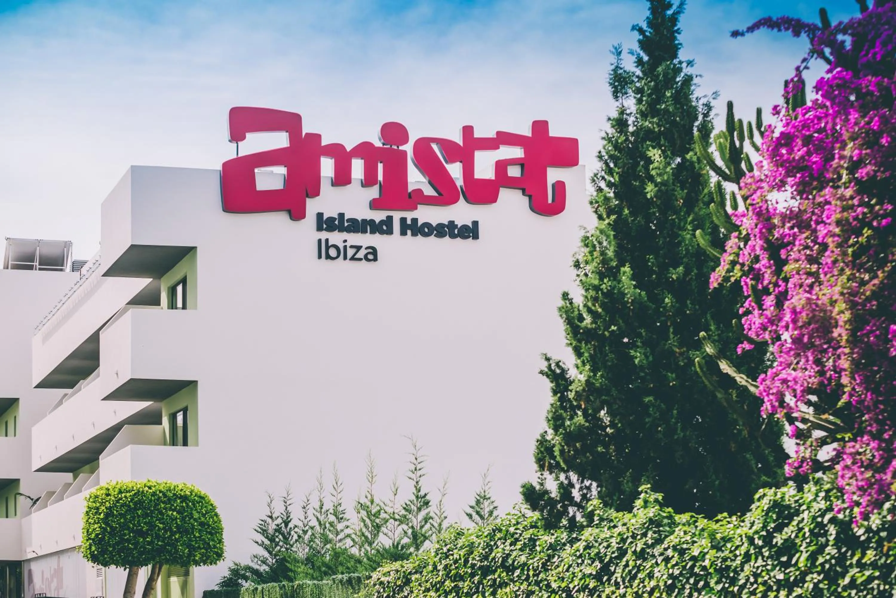 Facade/entrance in AMISTAT Island Hostel Ibiza - ALBERGUE JUVENIL