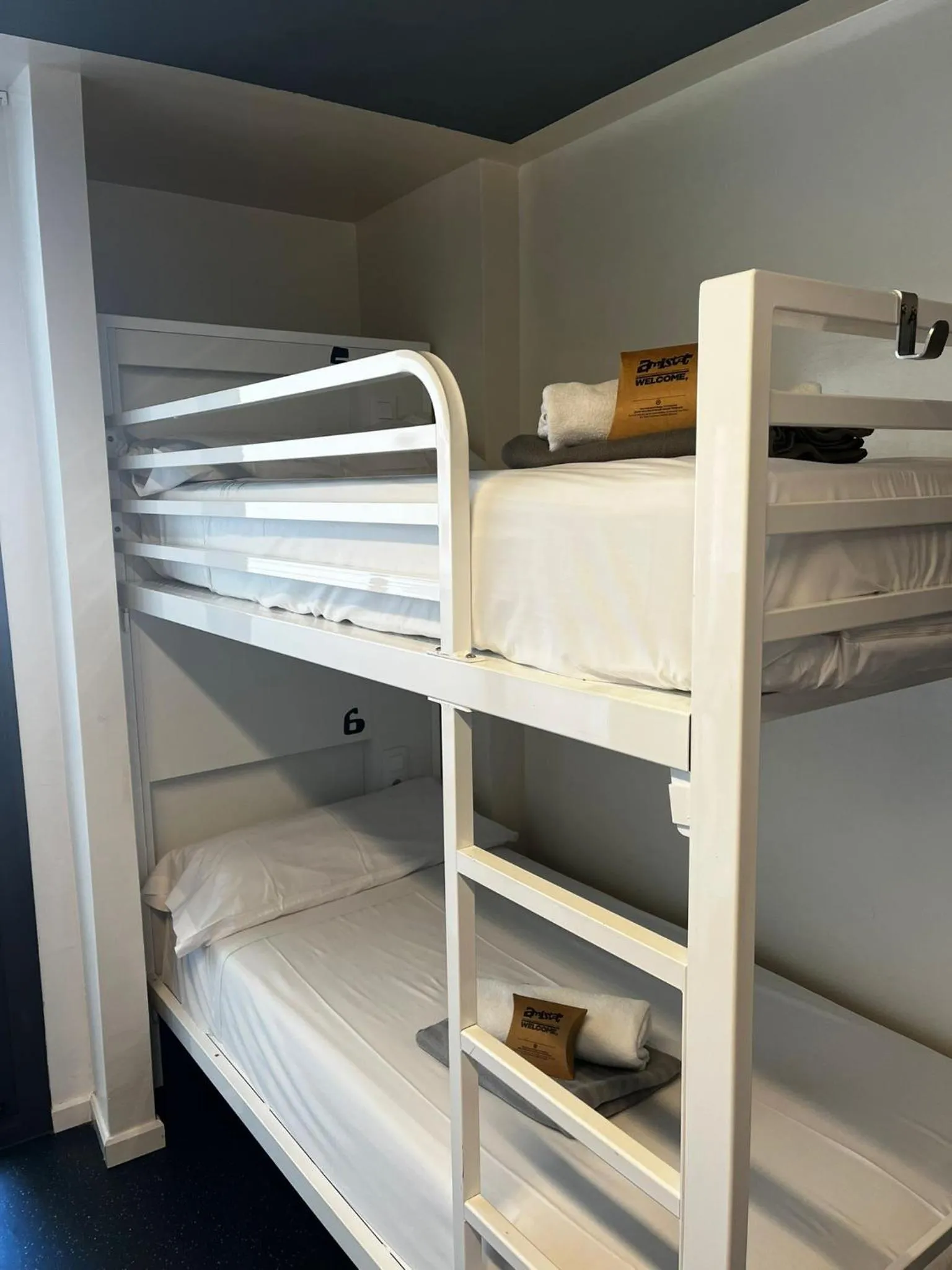 Bed in AMISTAT Island Hostel Ibiza - ALBERGUE JUVENIL