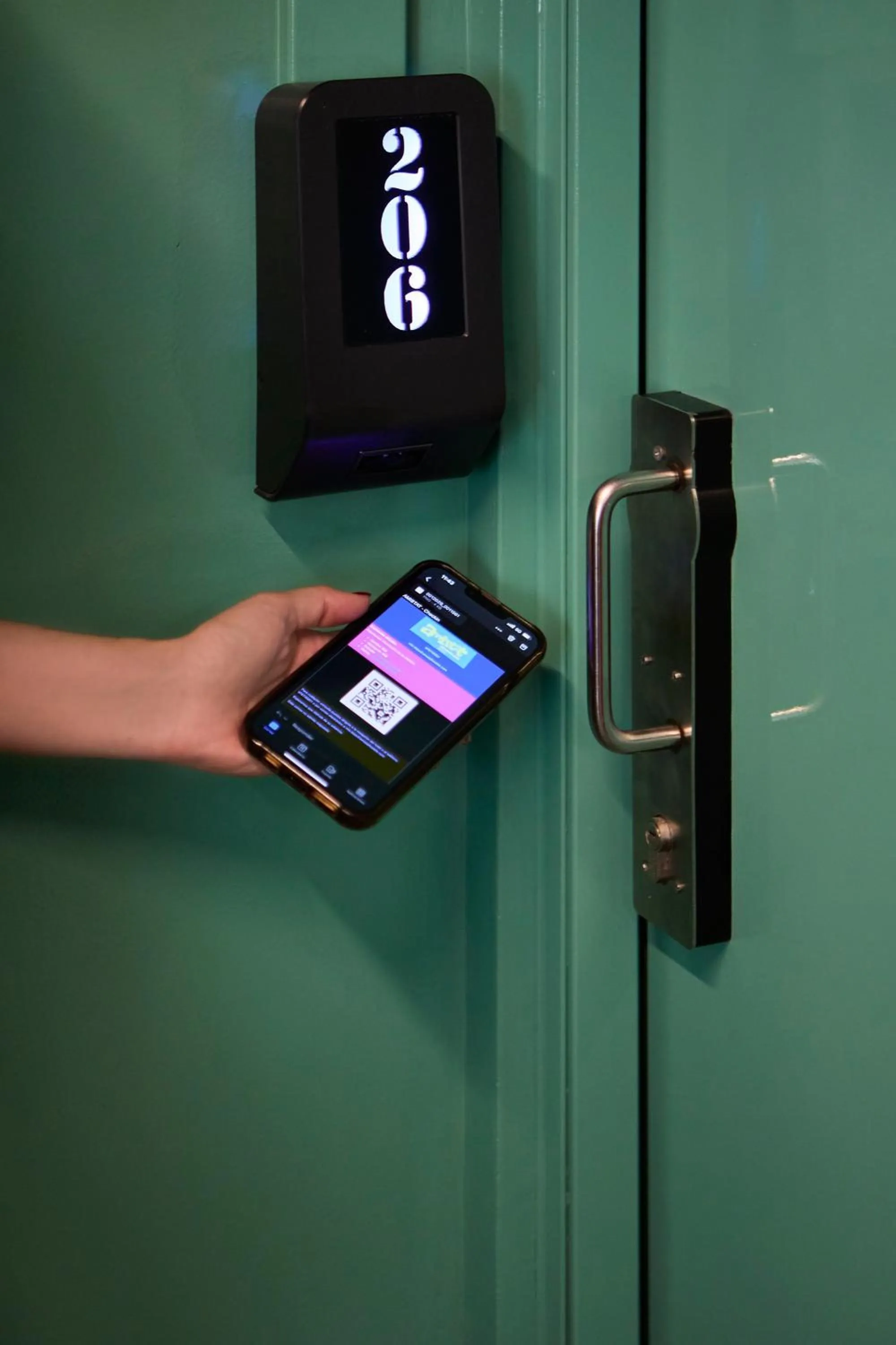 room service in AMISTAT Island Hostel Ibiza - ALBERGUE JUVENIL