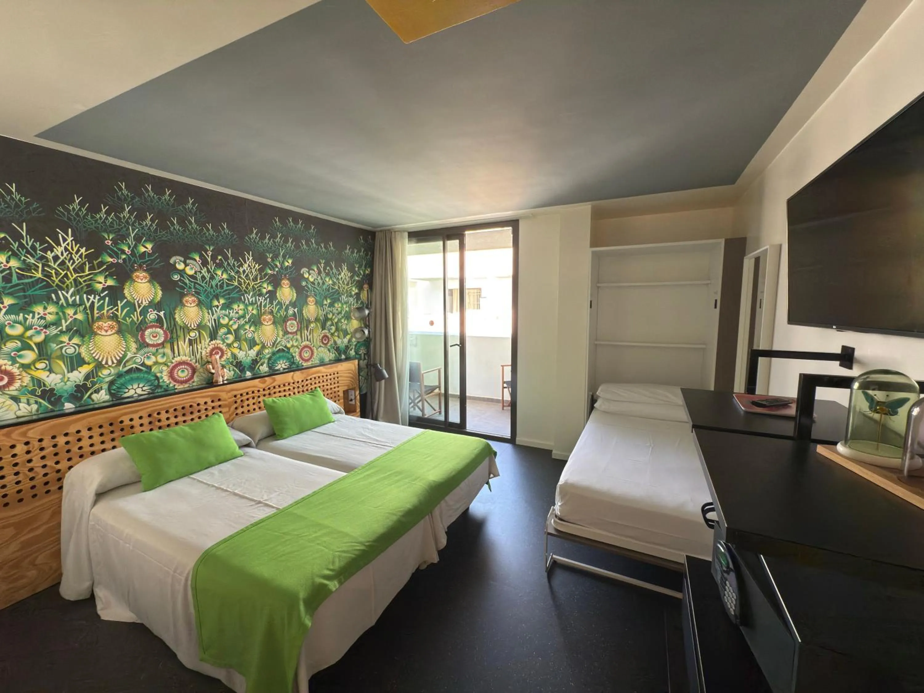 Bed in AMISTAT Island Hostel Ibiza - ALBERGUE JUVENIL