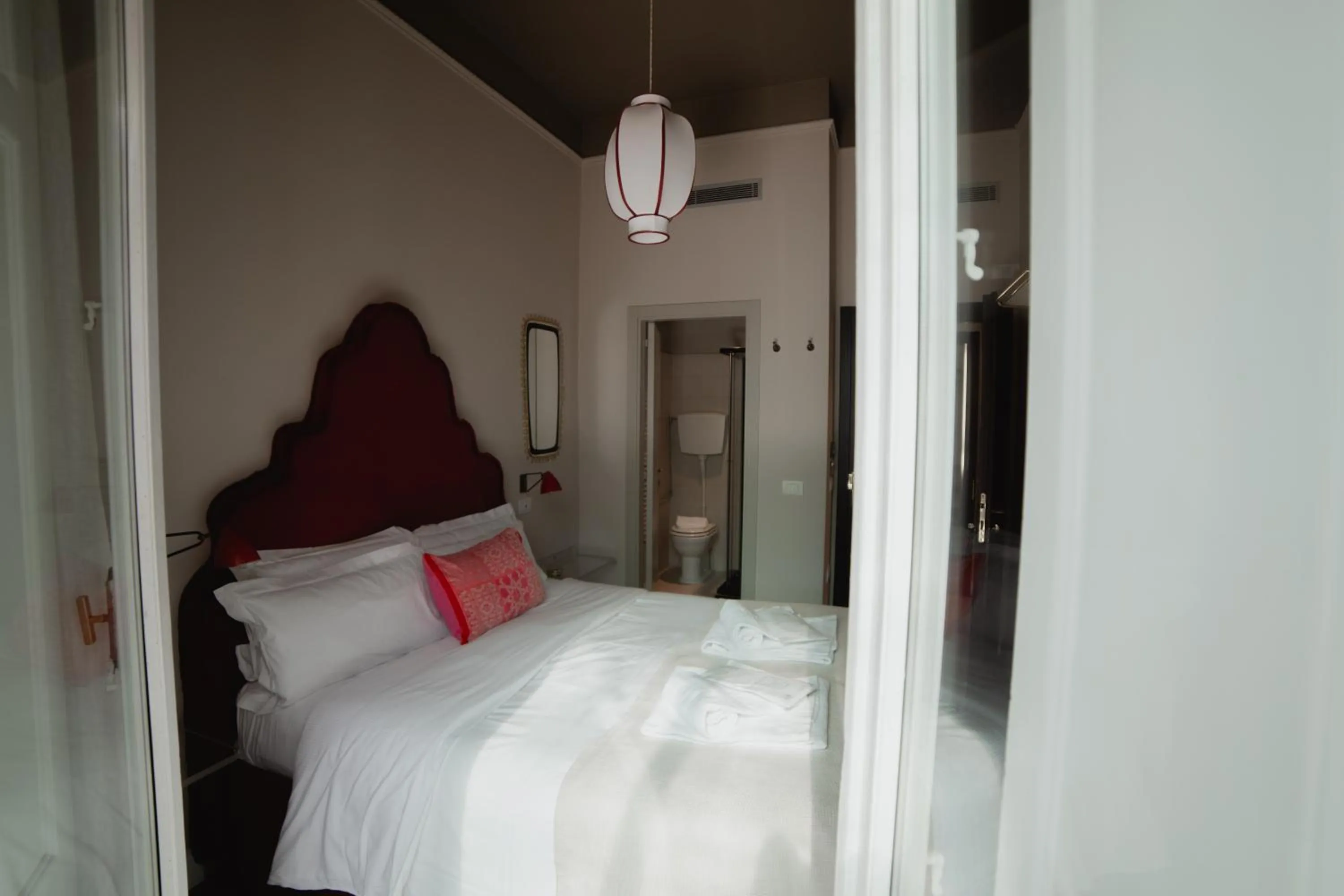 Bed in La Fonderia Firenze