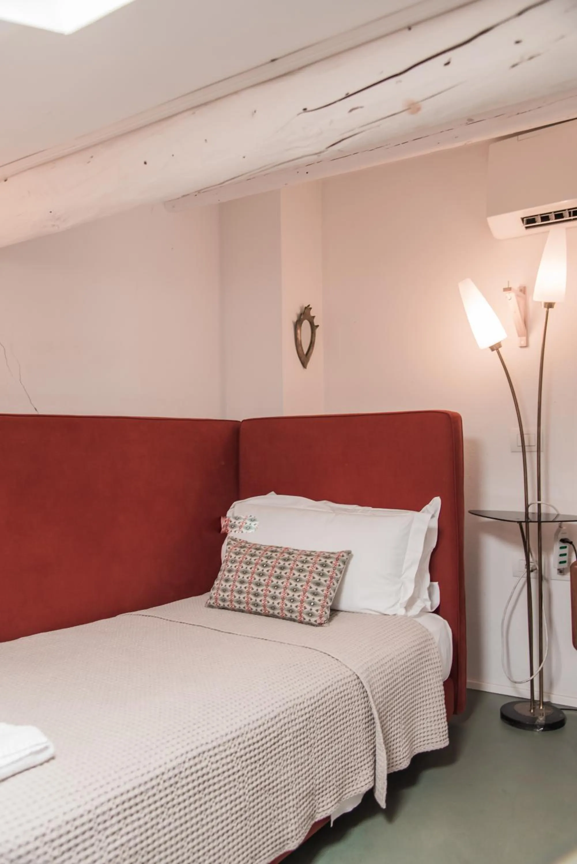 Bed in La Fonderia Firenze