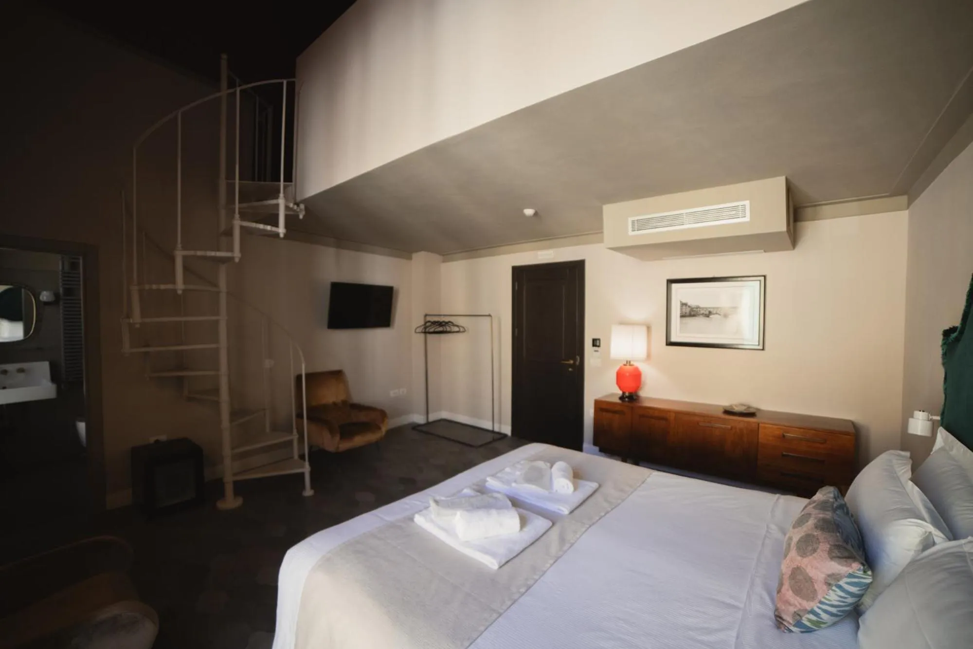 Bed in La Fonderia Firenze