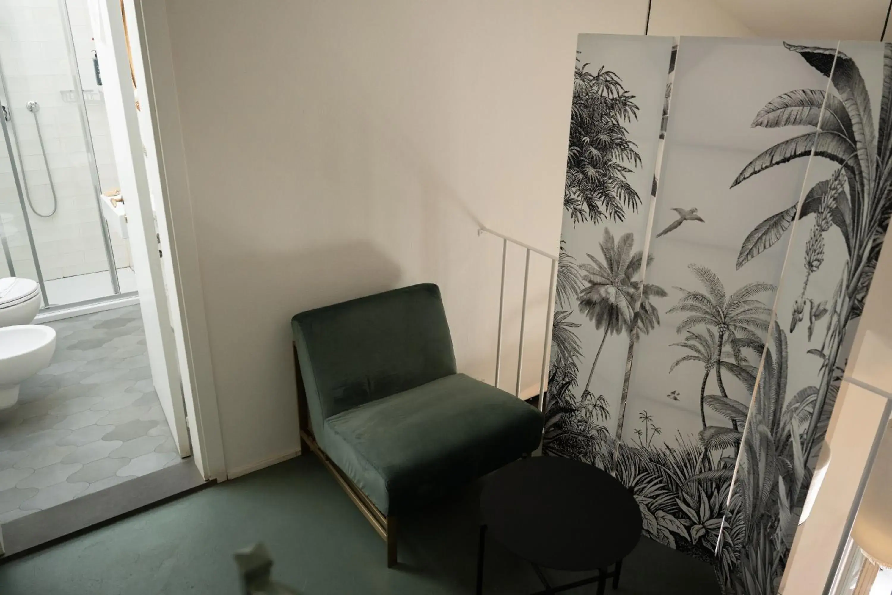 Single Room with Private External Bathroom in La Fonderia Firenze Single Room with Private External Bathroom in La Fonderia Firenze