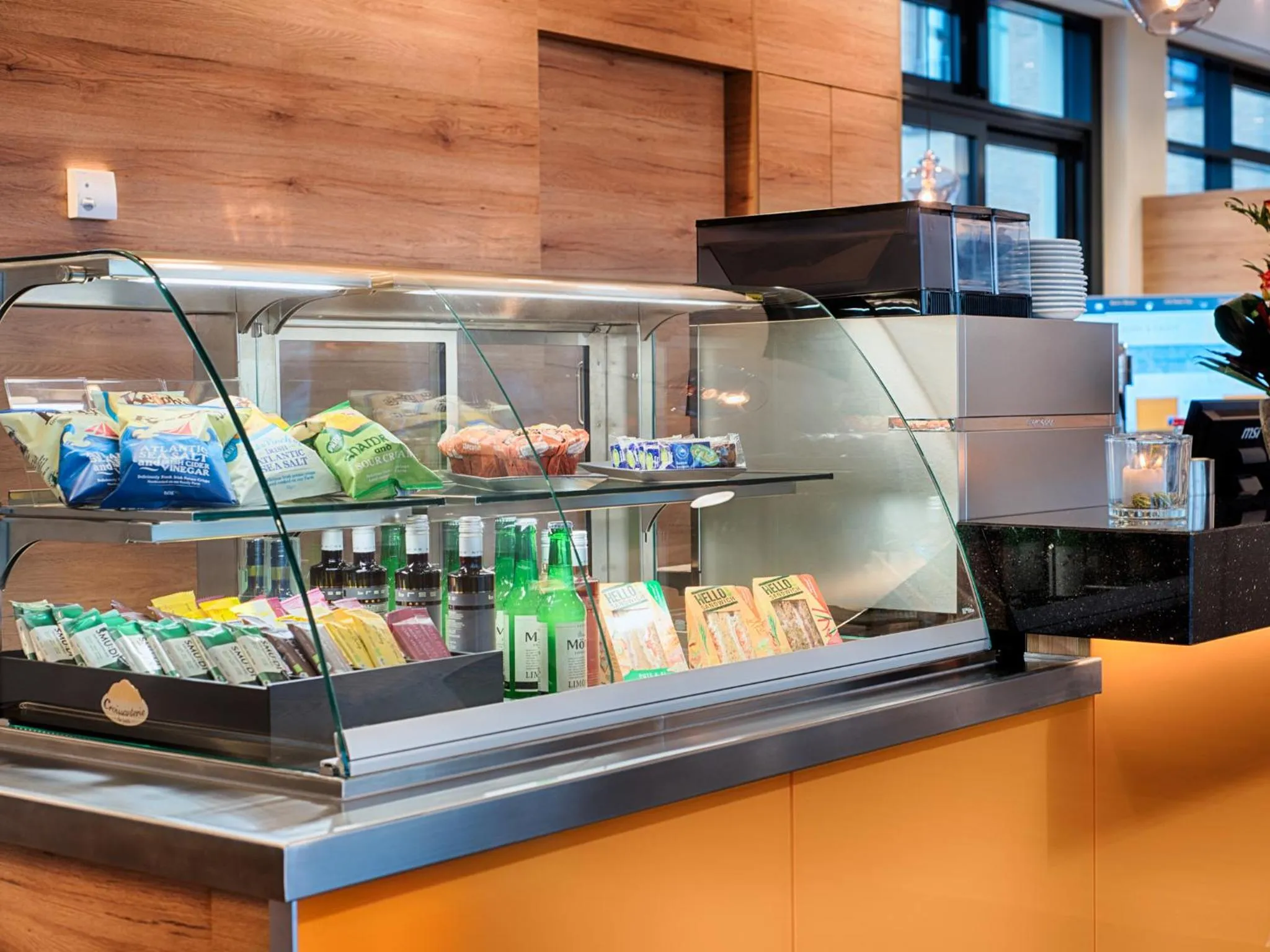 Meals in LOGINN Hotel Leipzig