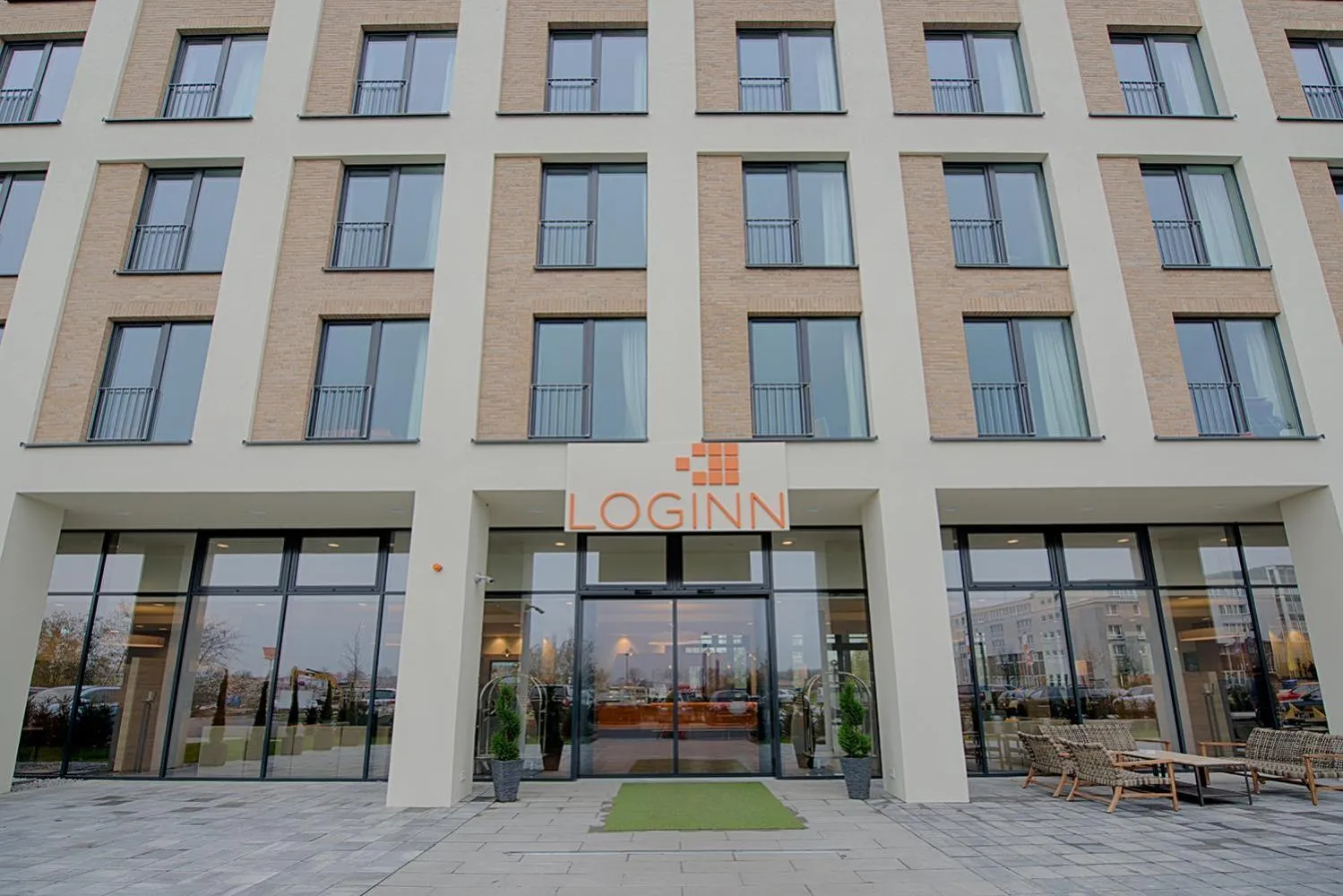 Facade/entrance in LOGINN Hotel Leipzig