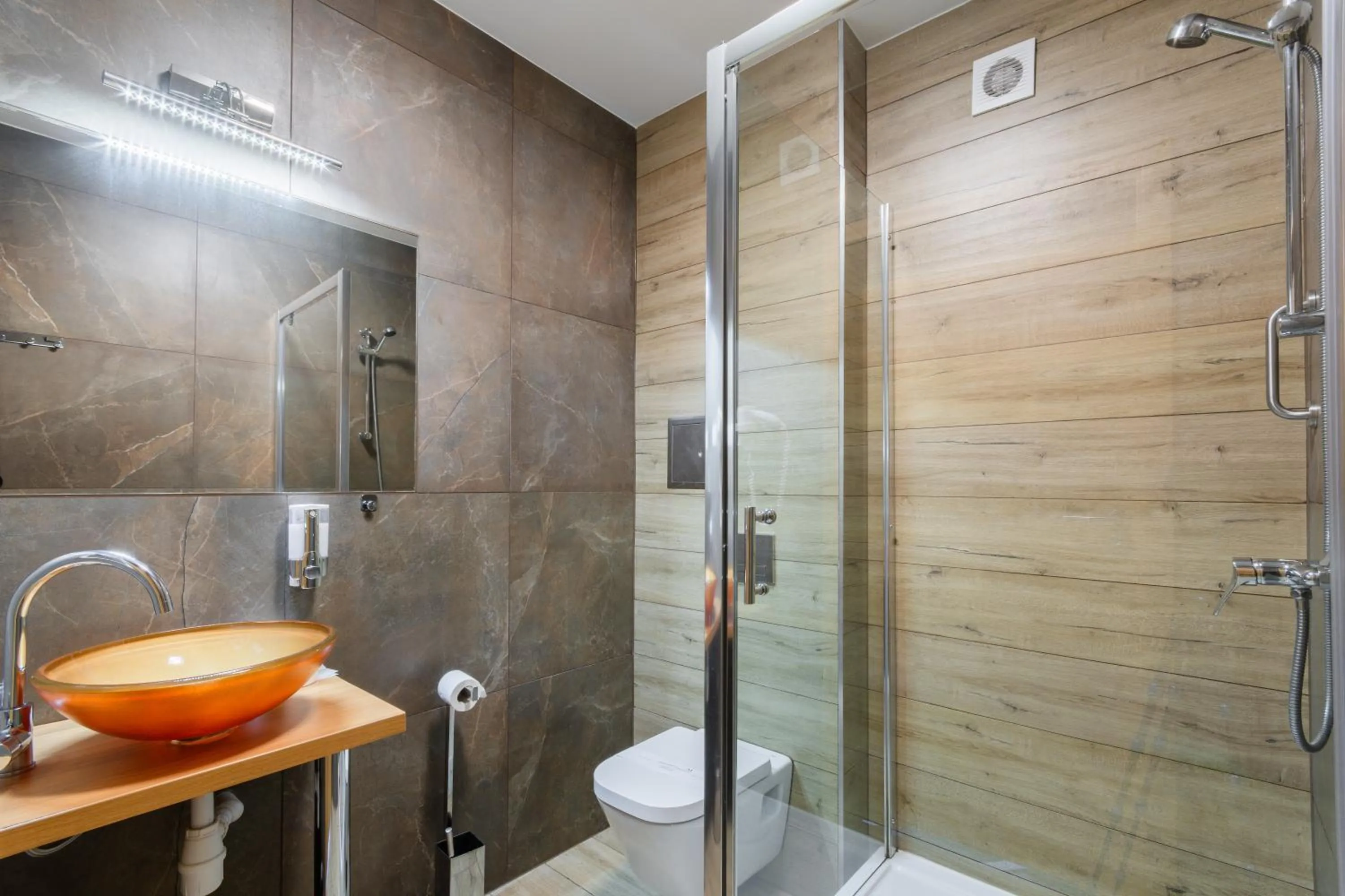 Hotel Lantier & Swimming Pool Zone