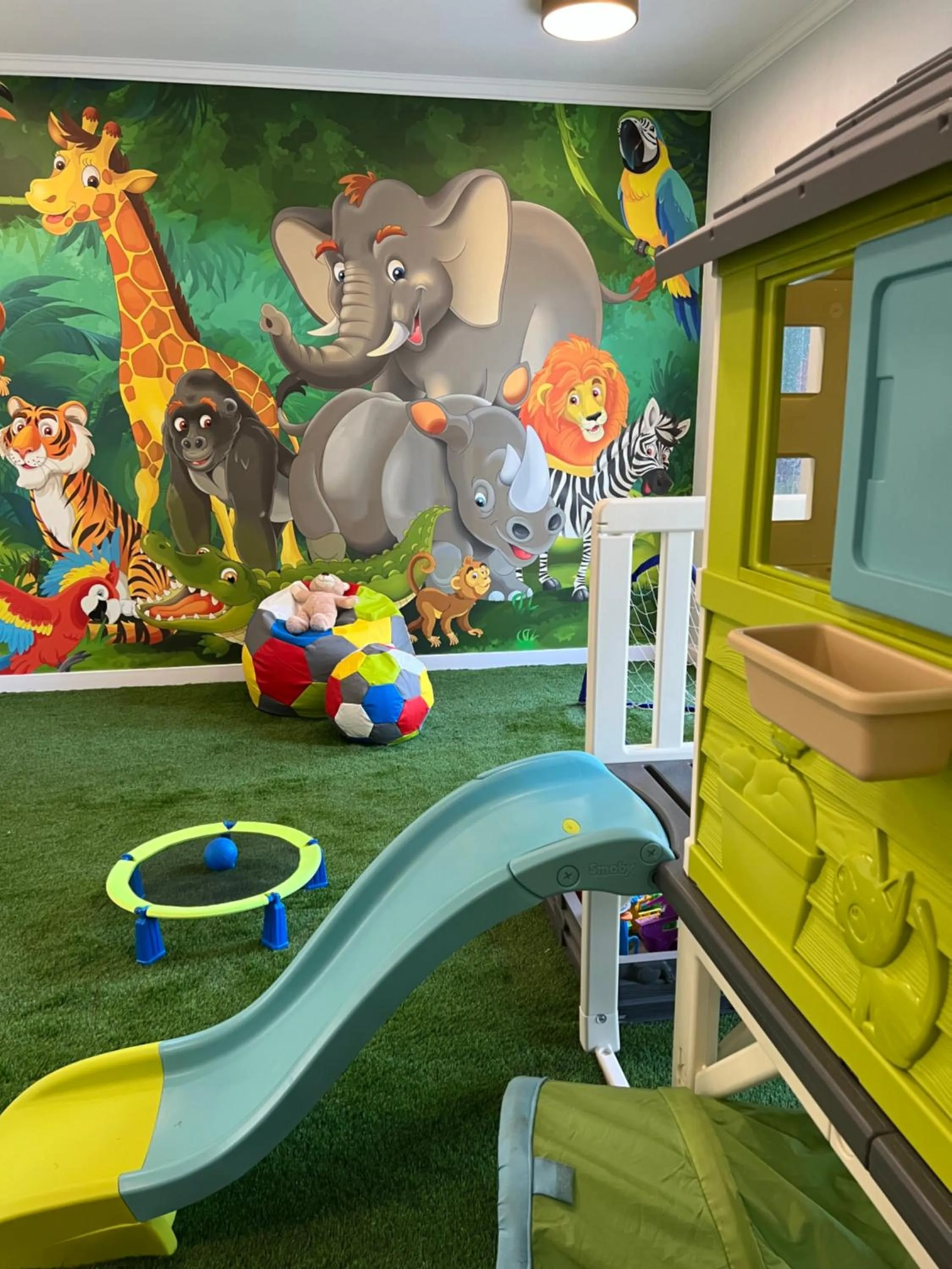 Kids's club in Hotel Lantier & Swimming Pool Zone