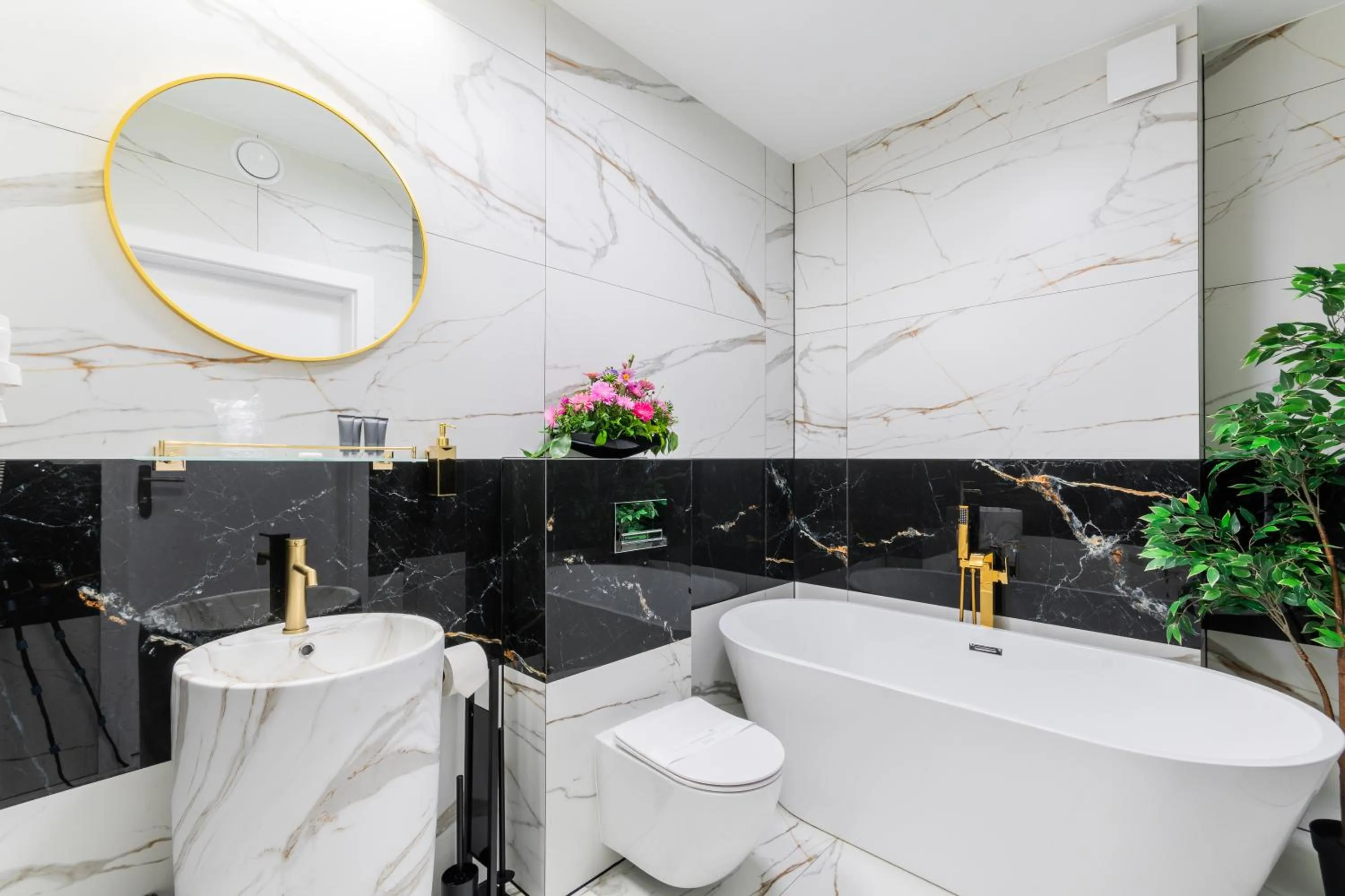 Hotel Lantier & Swimming Pool Zone