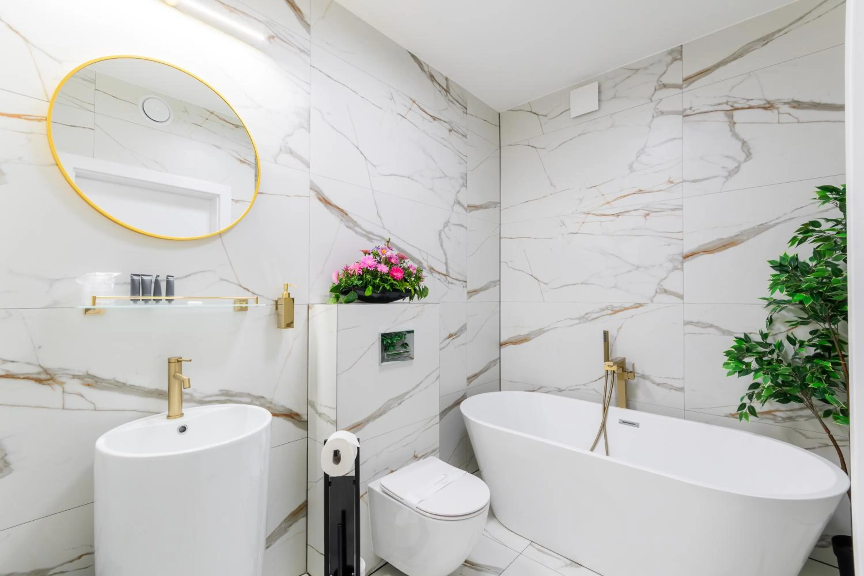 Hotel Lantier & Swimming Pool Zone