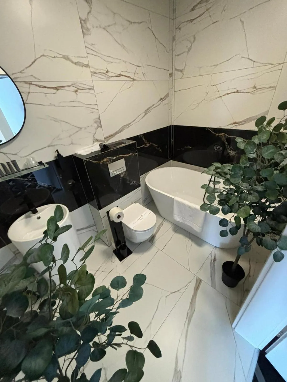 Hotel Lantier & Swimming Pool Zone