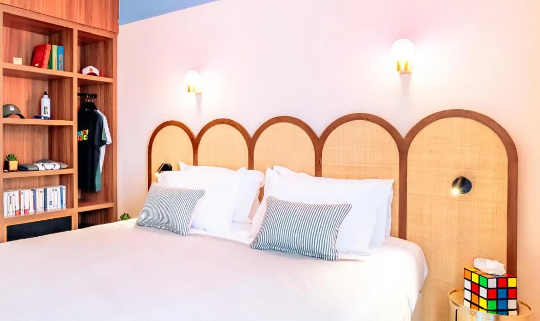 Bed in RockyPop Marseille Hôtel