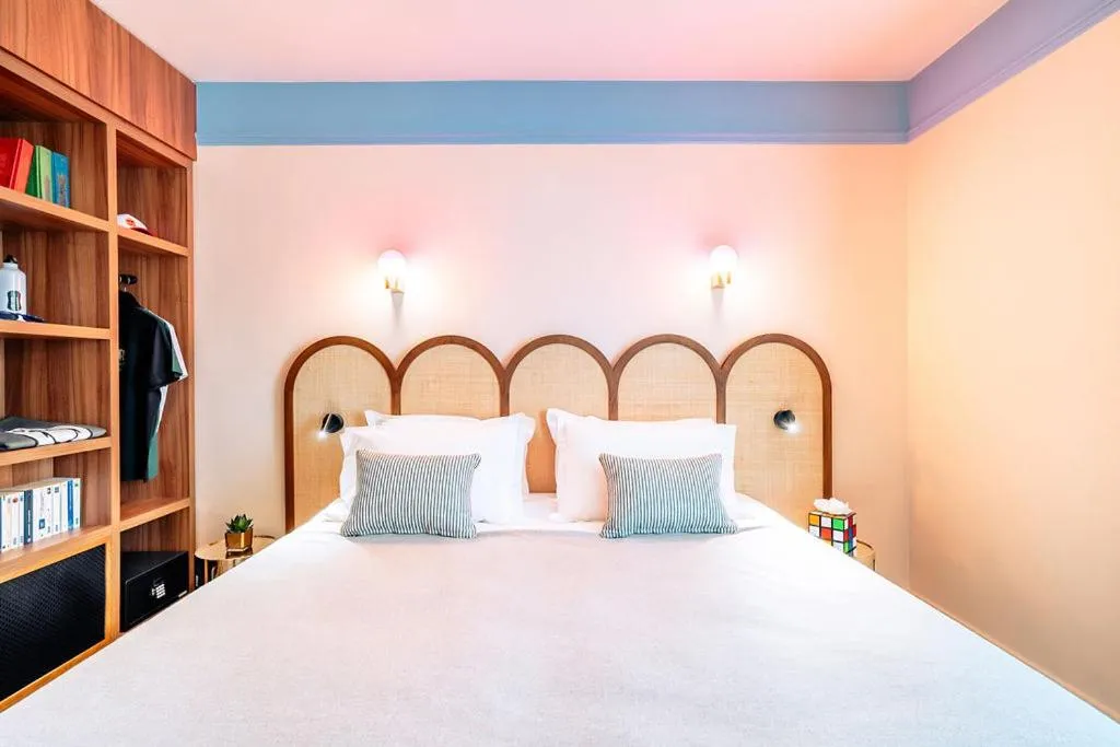 Bed in Citadines Castellane Marseille