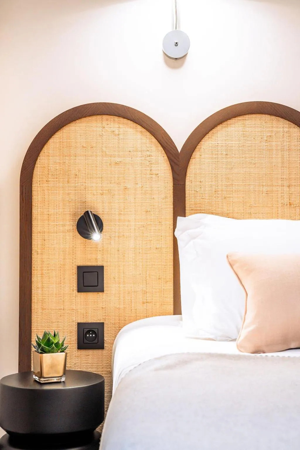 Bed in Citadines Castellane Marseille