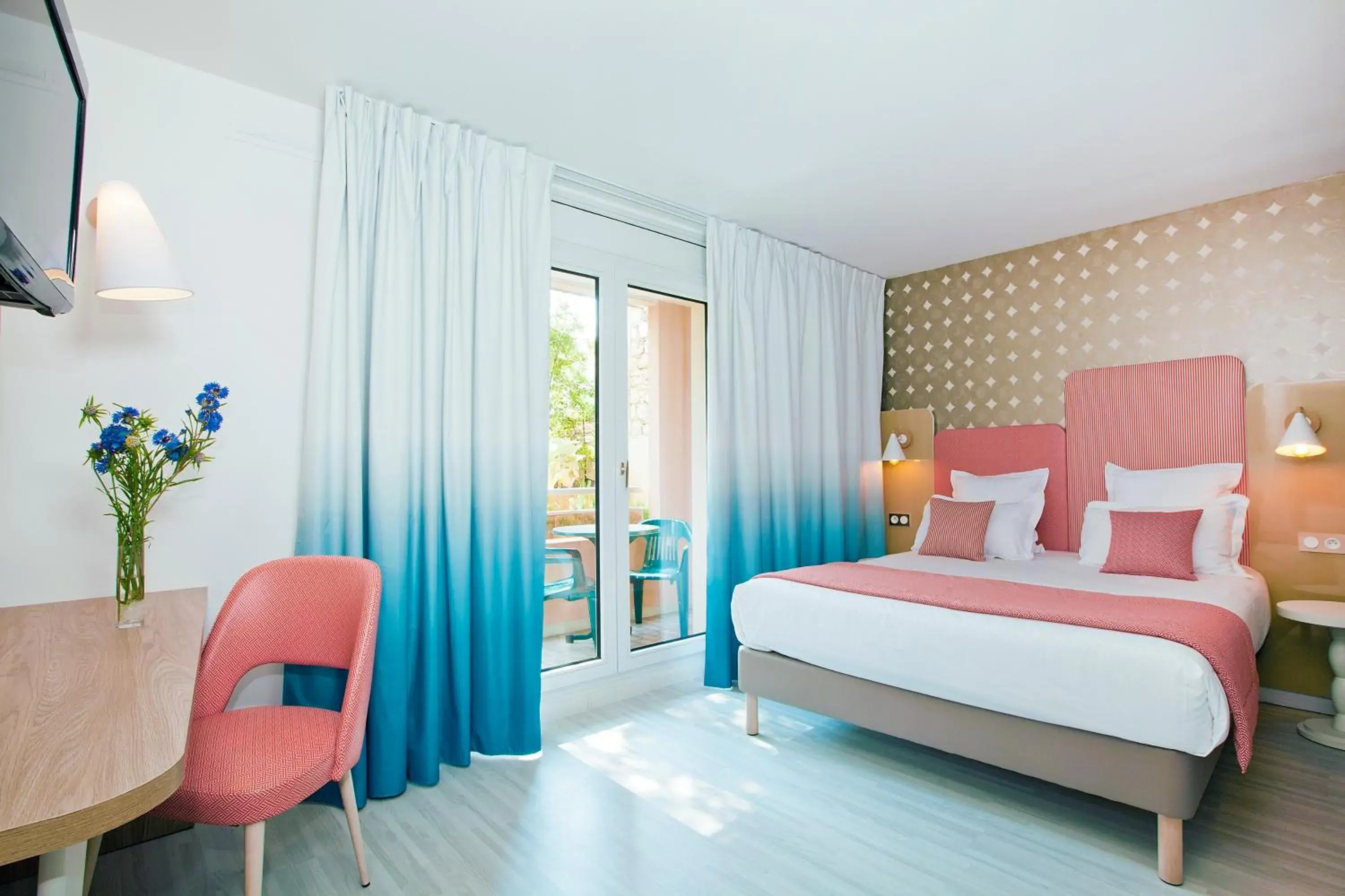 Bedroom, Bed in Residhome Nice Promenade Bedroom, Bed in Residhome Nice Promenade