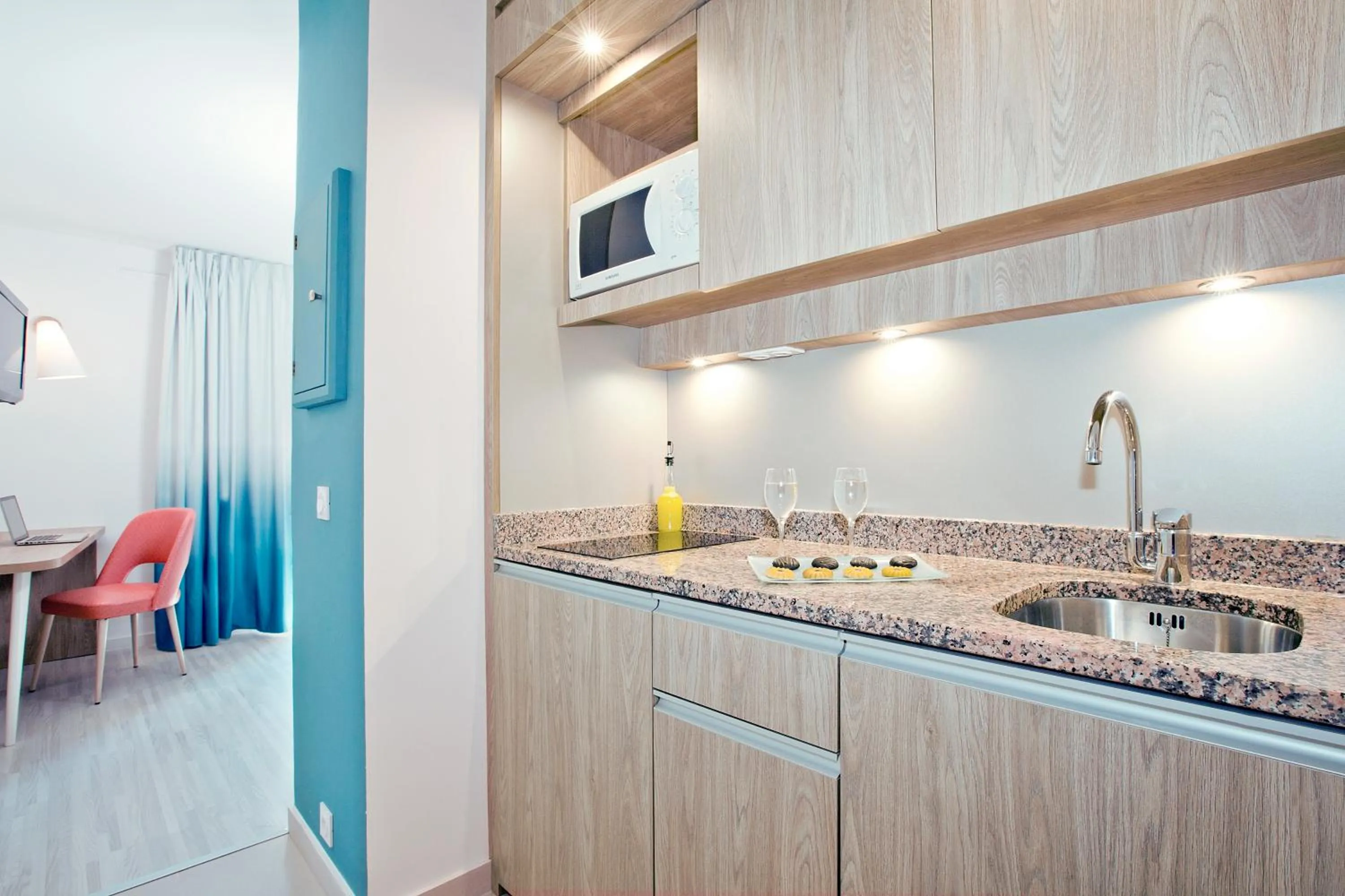 Kitchen or kitchenette in Residhome Nice Promenade