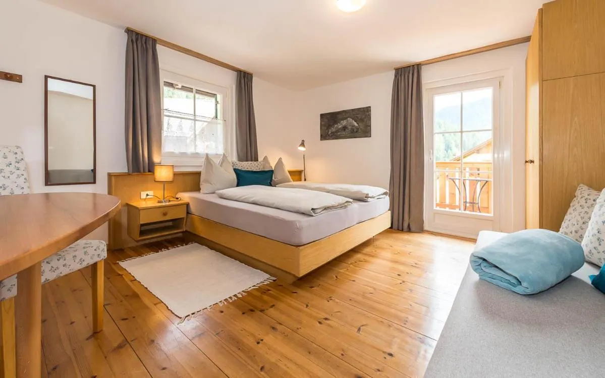 Photo of the whole room, Bed in Haus Claudia B&B
