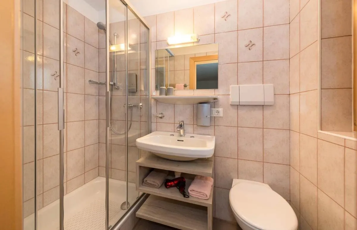 Shower in Haus Claudia B&B