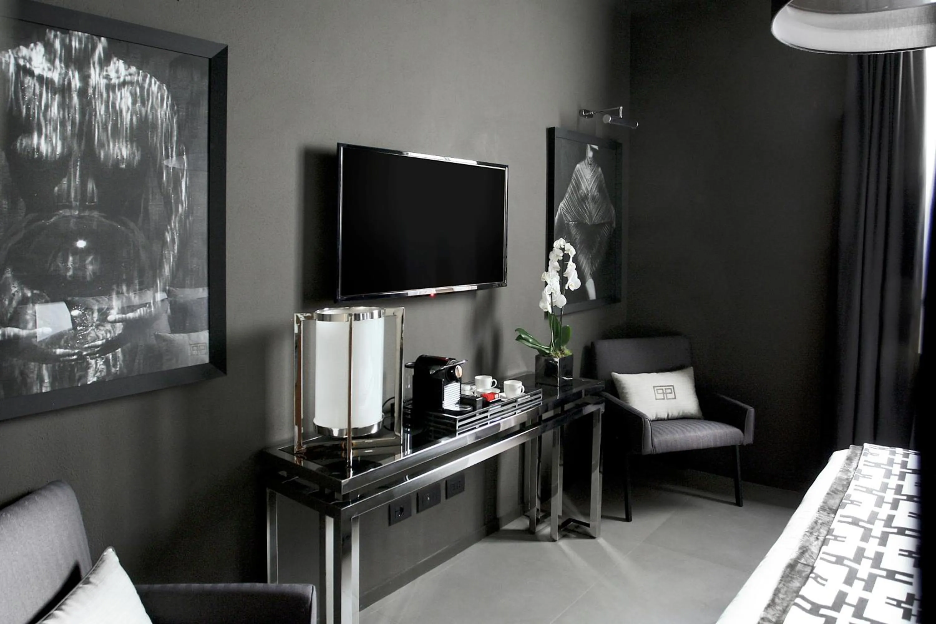 People in Parioli Place B&B