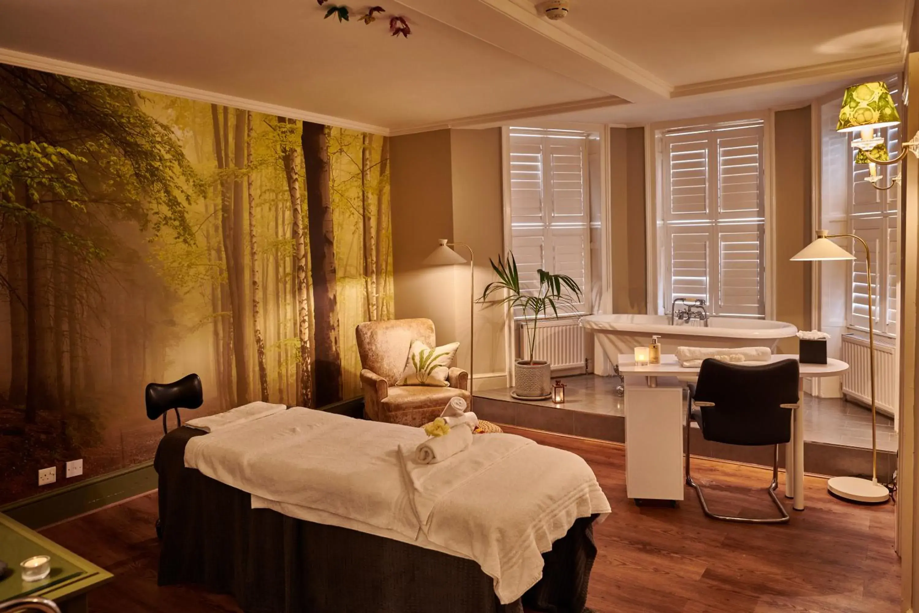 Spa and wellness centre/facilities, Bed in Burnham Beeches Hotel & Spa Spa and wellness centre/facilities, Bed in Burnham Beeches Hotel & Spa