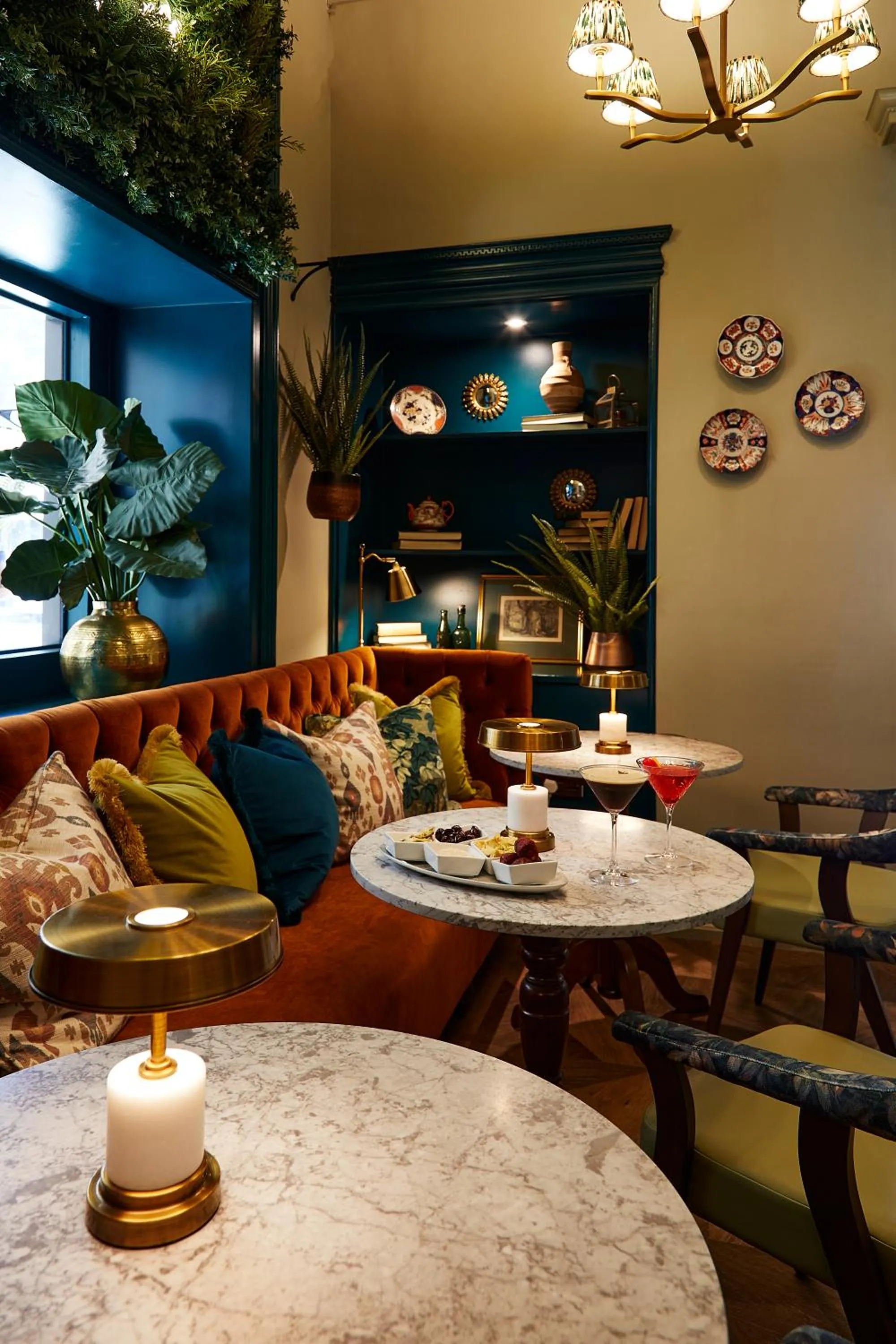 Lounge or bar in Burnham Beeches Hotel & Spa