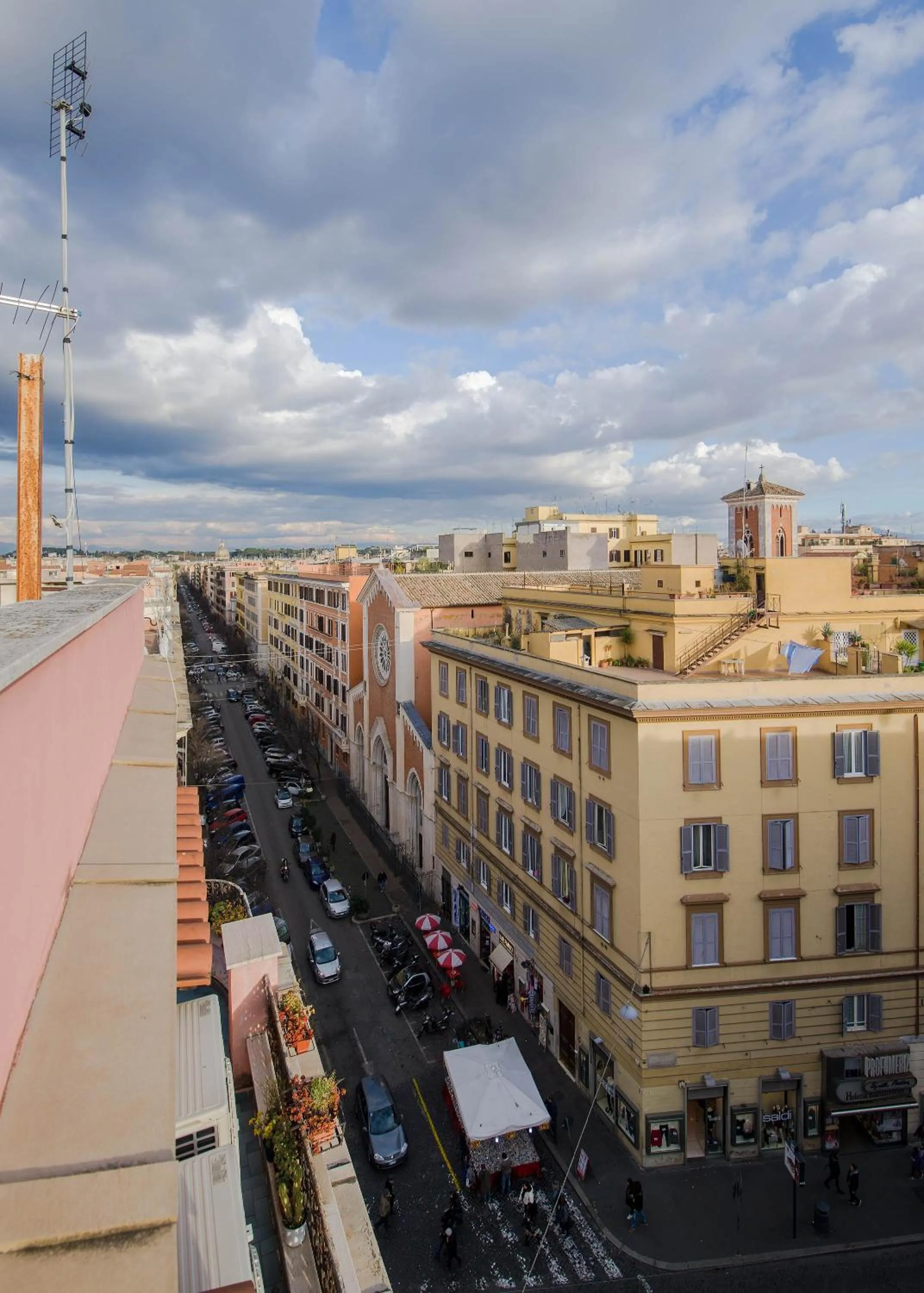 Bird's eye view in Room 91-S. Peter