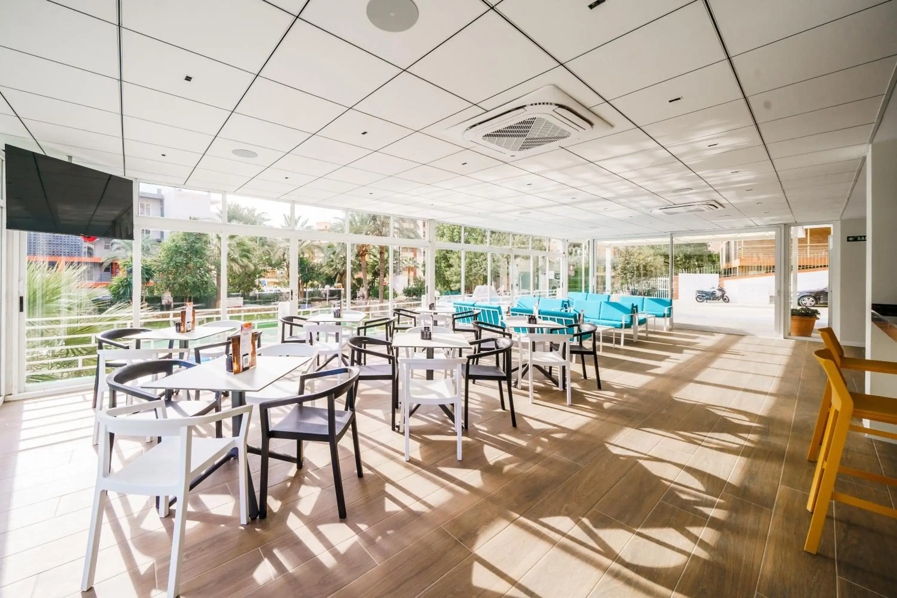 Restaurant/places to eat in Apartamentos El Faro By Mc Restaurant/places to eat in Apartamentos El Faro By Mc