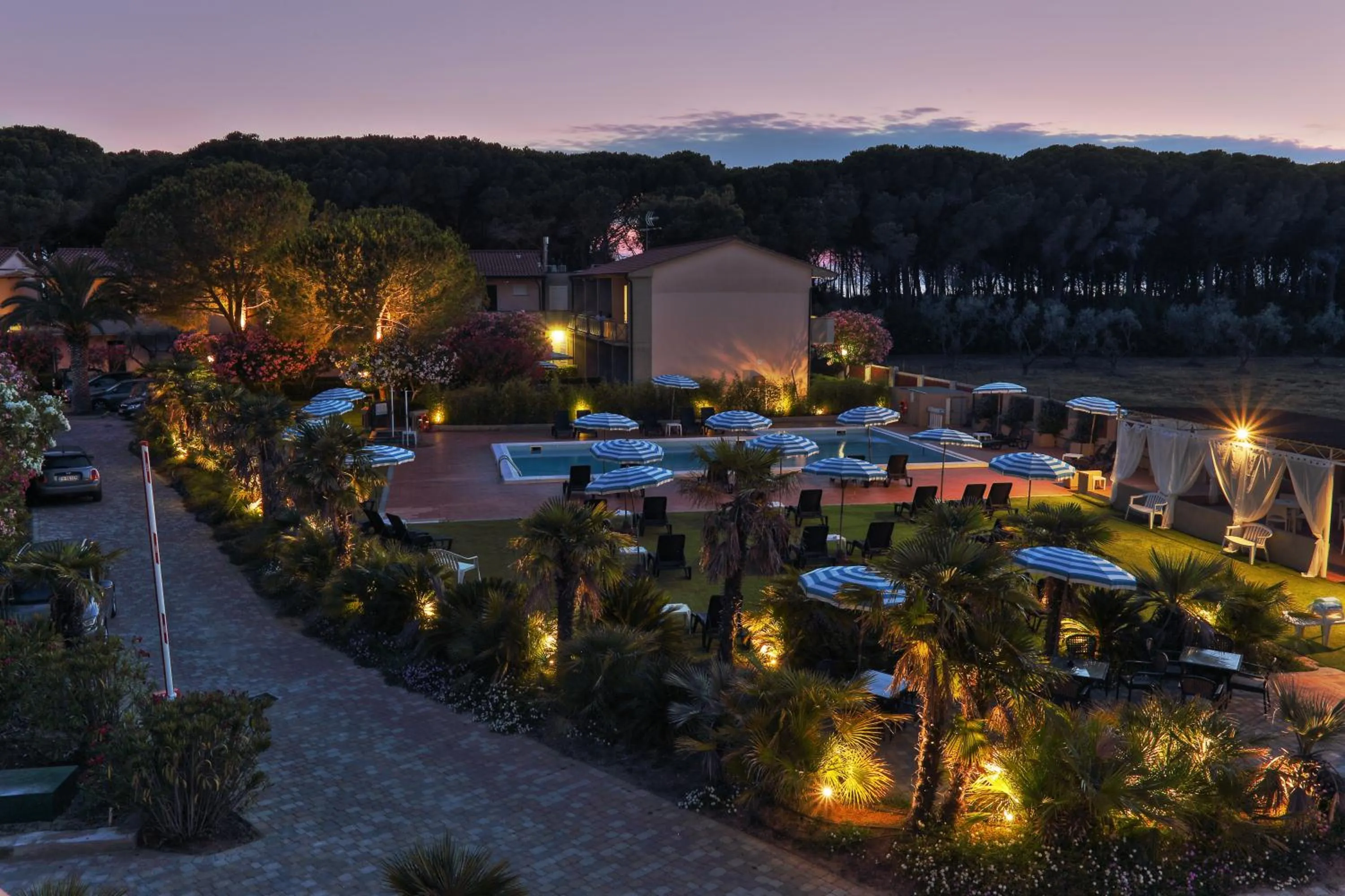 Night in Oleandri Suite Hotel