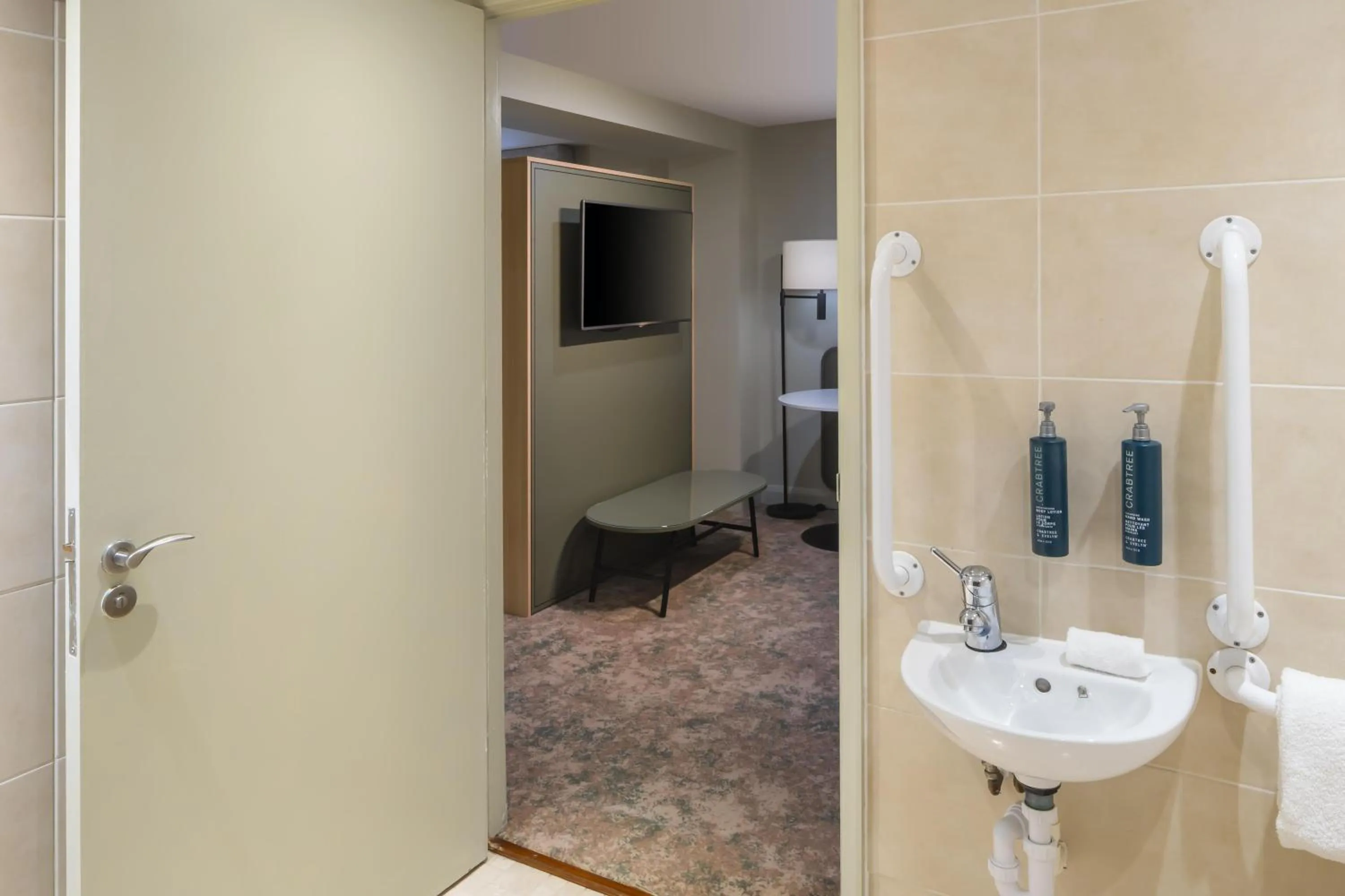 Bathroom in DoubleTree by Hilton Chester