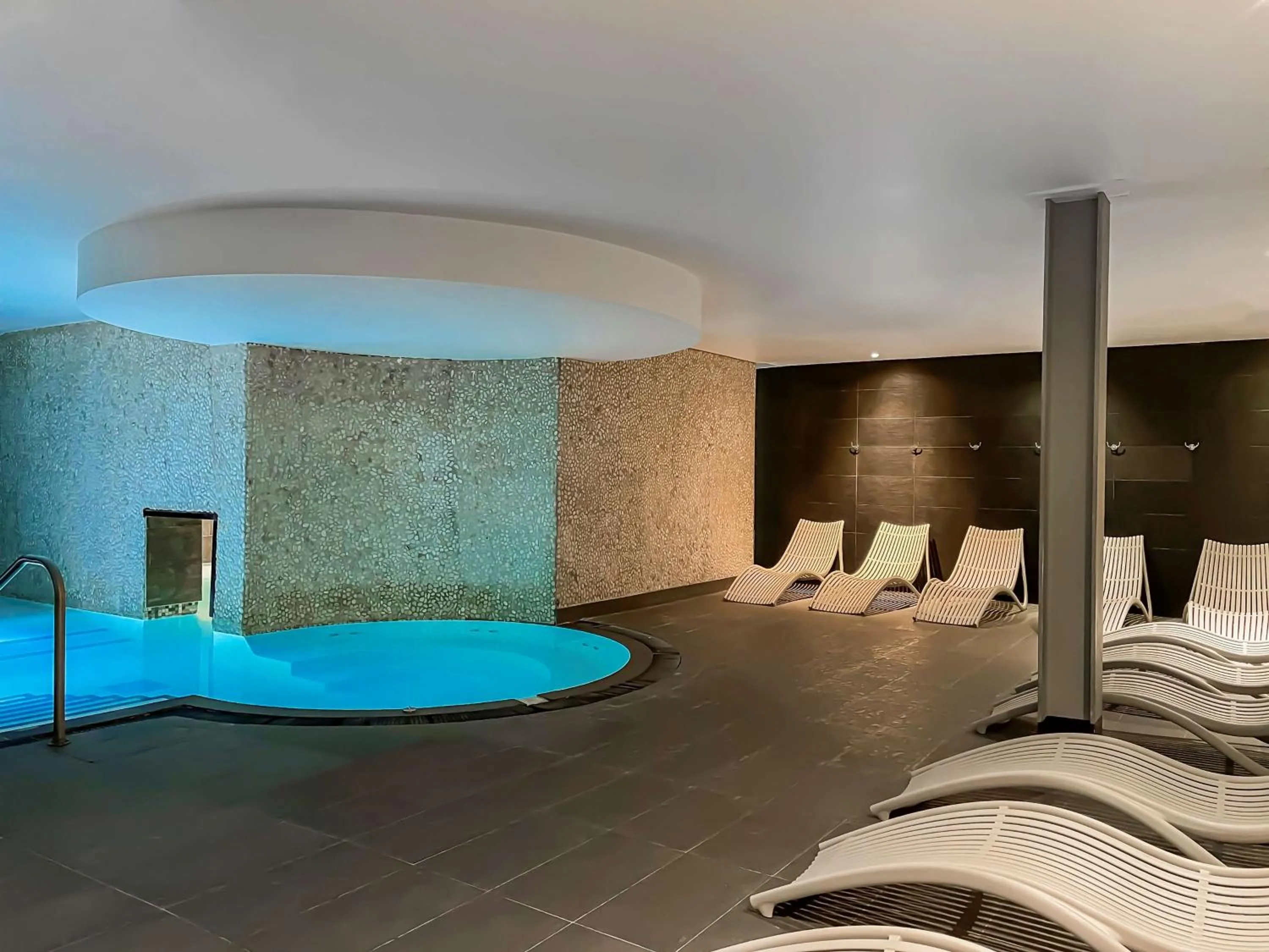 Hot Tub in DoubleTree by Hilton Chester