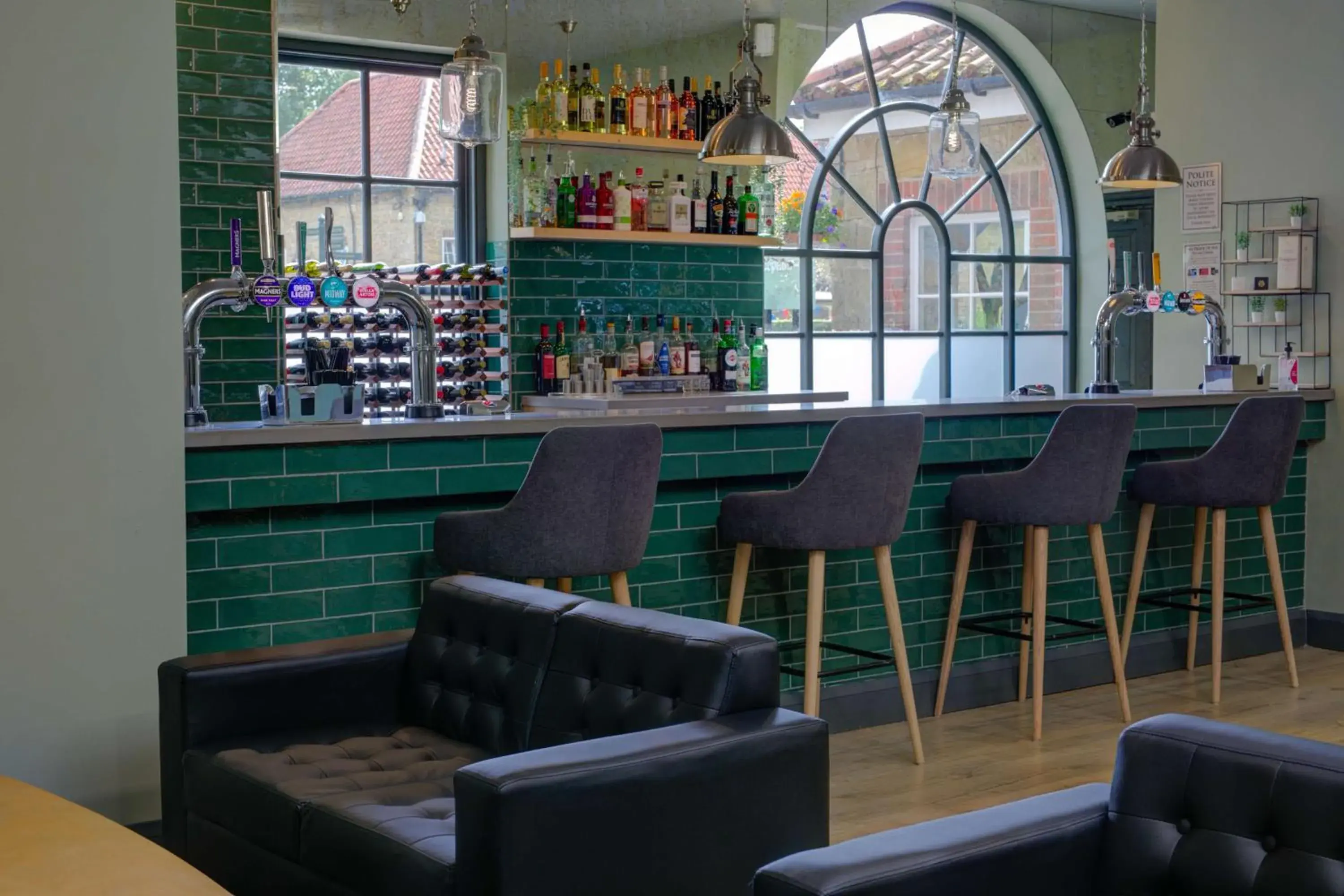 Lounge or bar in Hall Garth Hotel Darlington, Sure Hotel Collection by BW Lounge or bar in Hall Garth Hotel Darlington, Sure Hotel Collection by BW