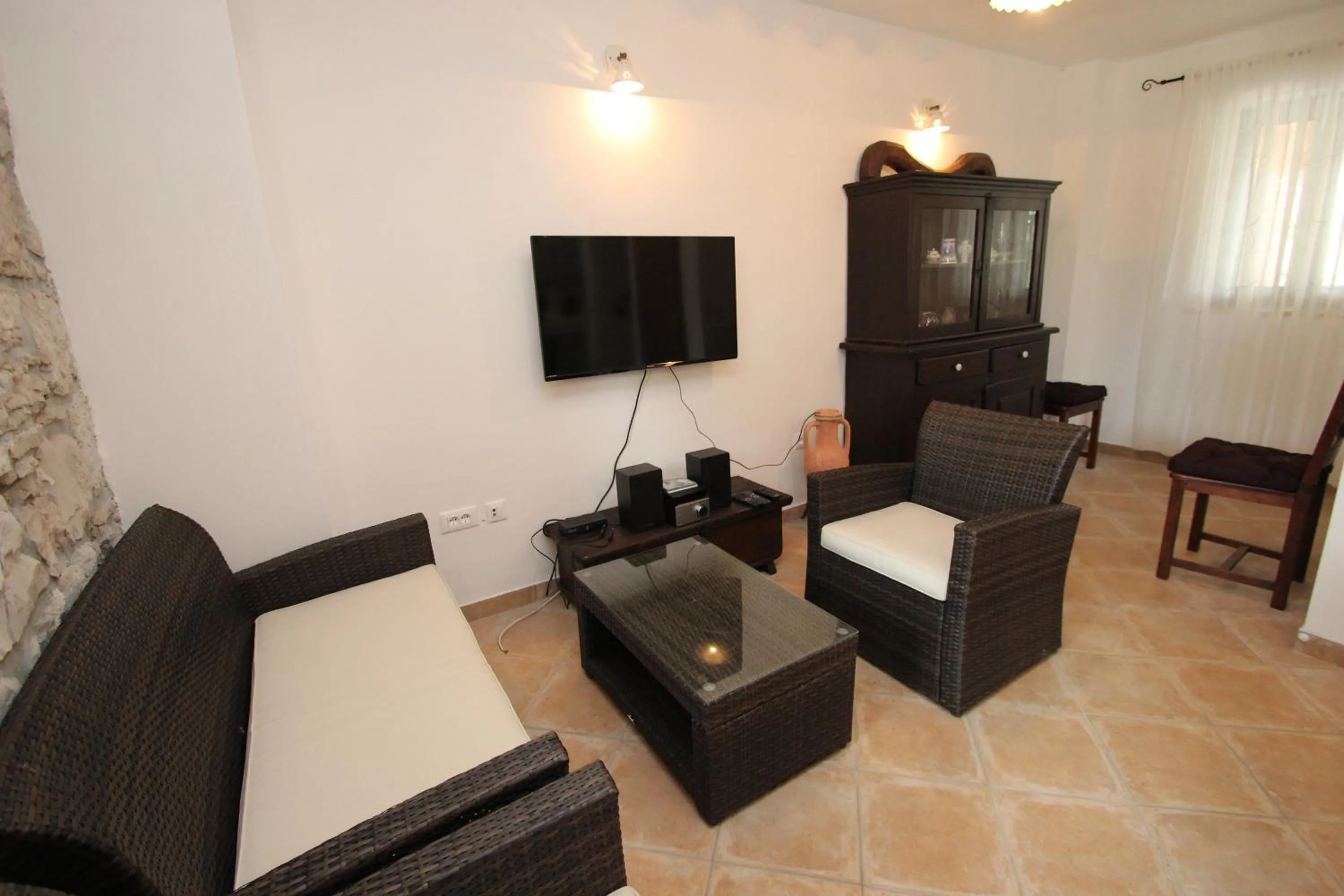 TV and multimedia in Holiday Home Vinkovic