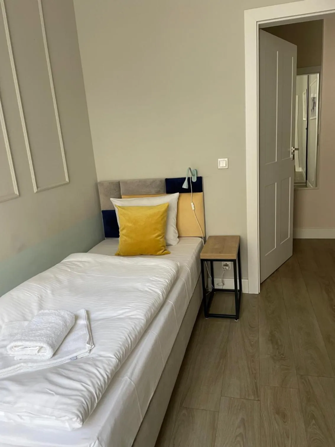 Bed in Cracow Rentals Zacisze