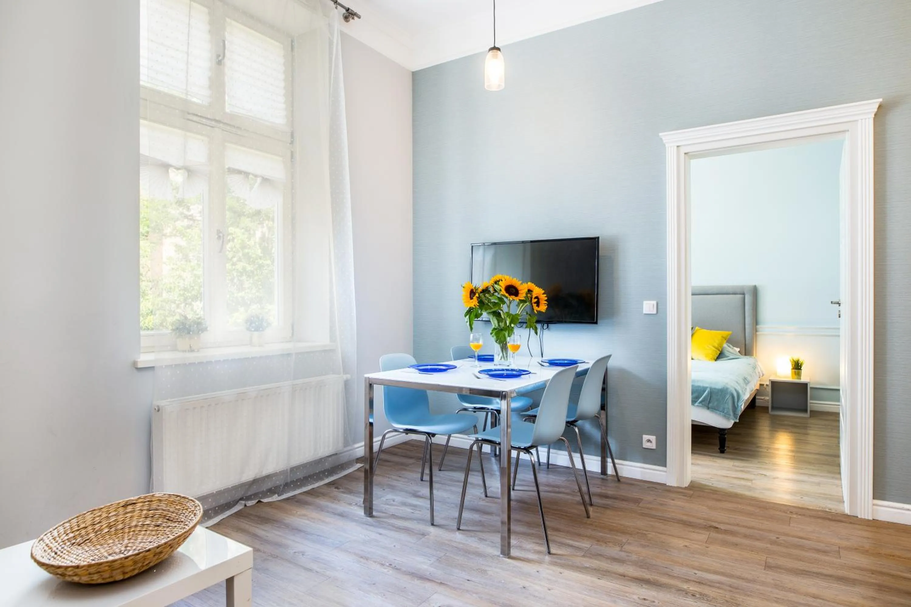 Bed in Cracow Rentals Zacisze