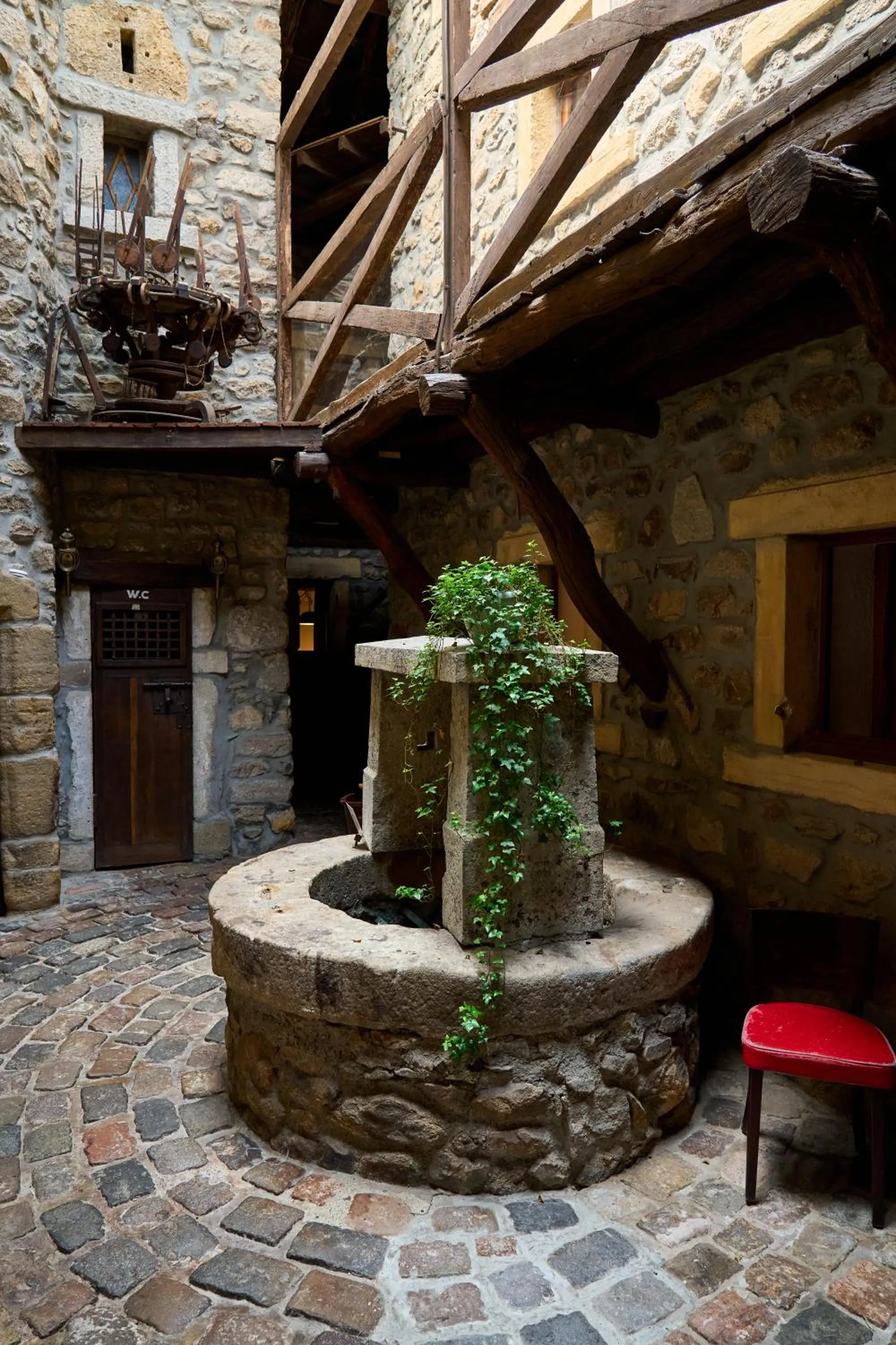 Landmark view in Aux Prisons de Montagny