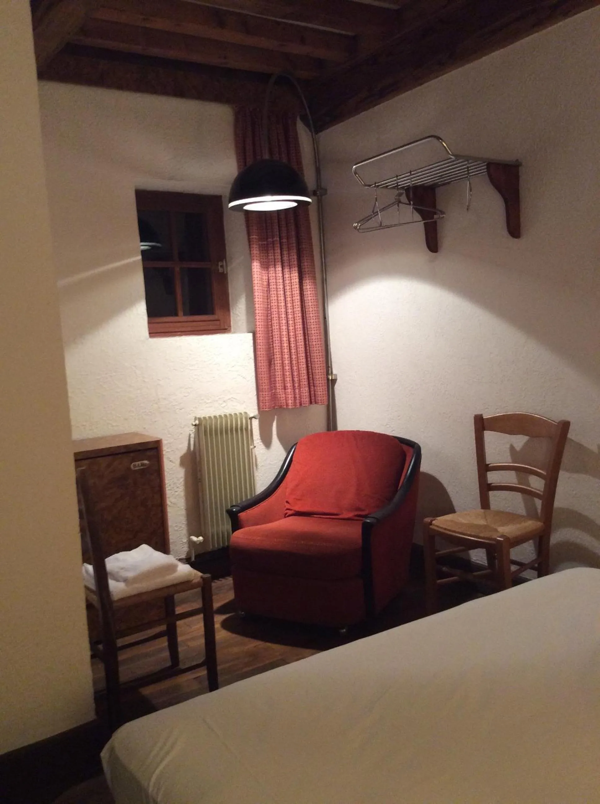 Double Room in Aux Prisons de Montagny