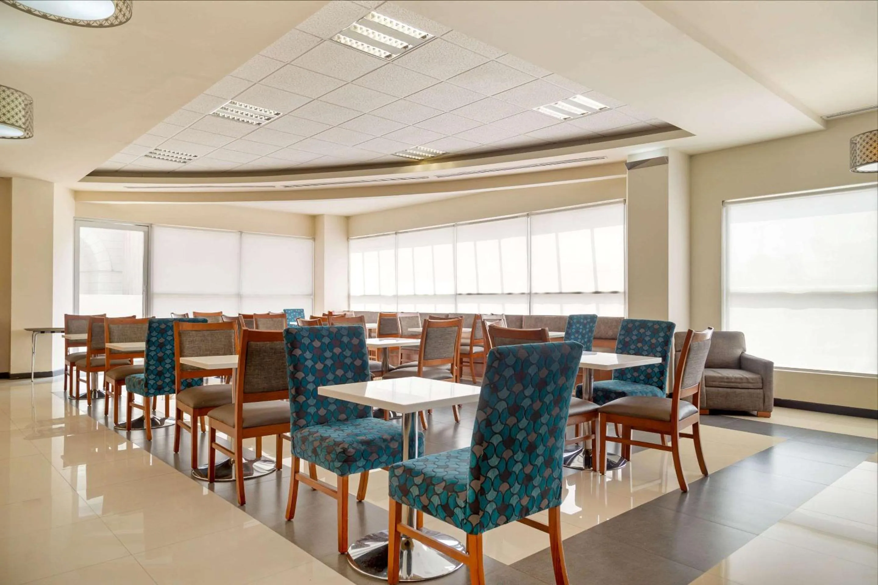 Breakfast in Sleep Inn Monterrey San Pedro