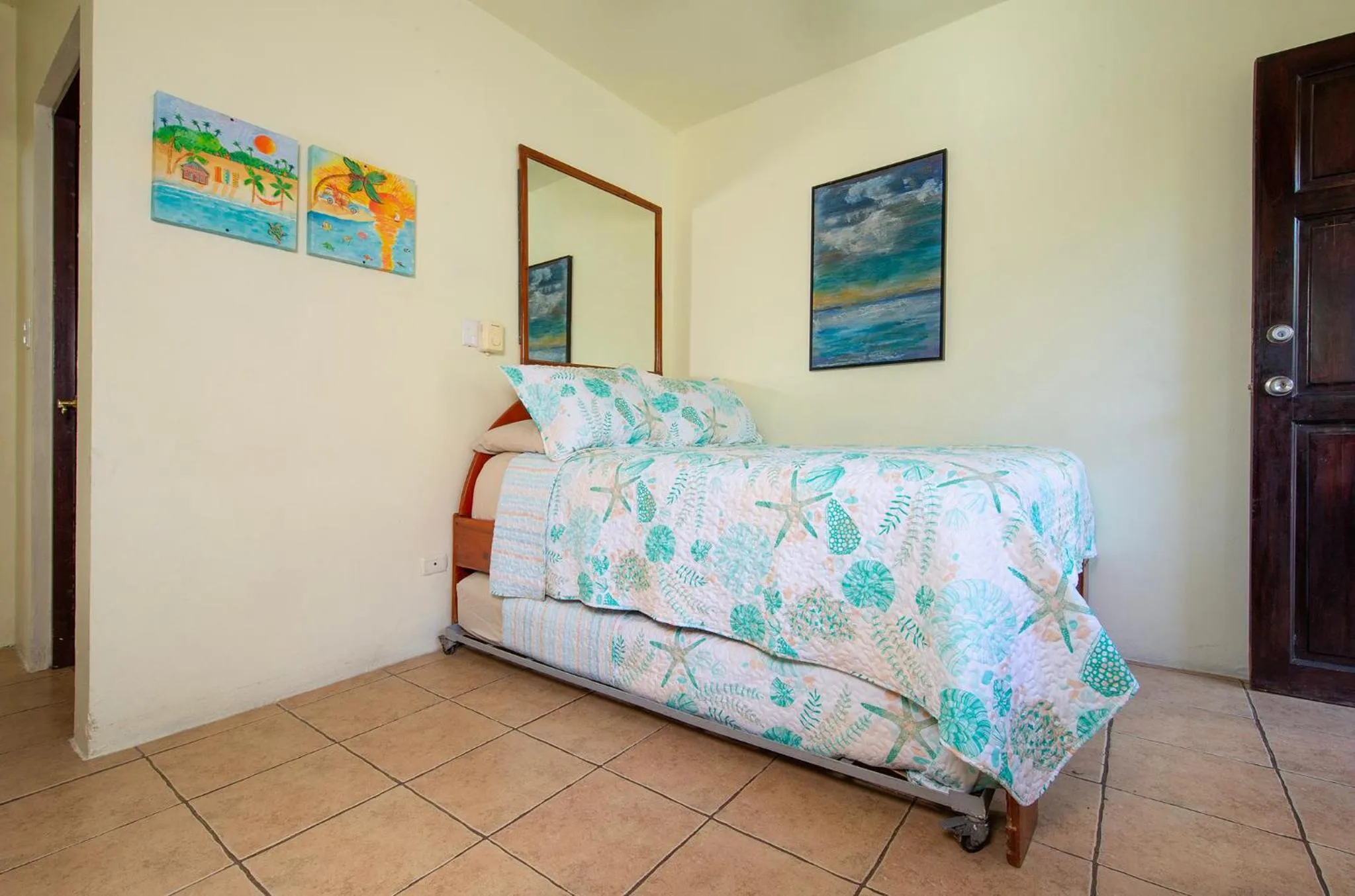 Bed in Hotel Diversion Tropical