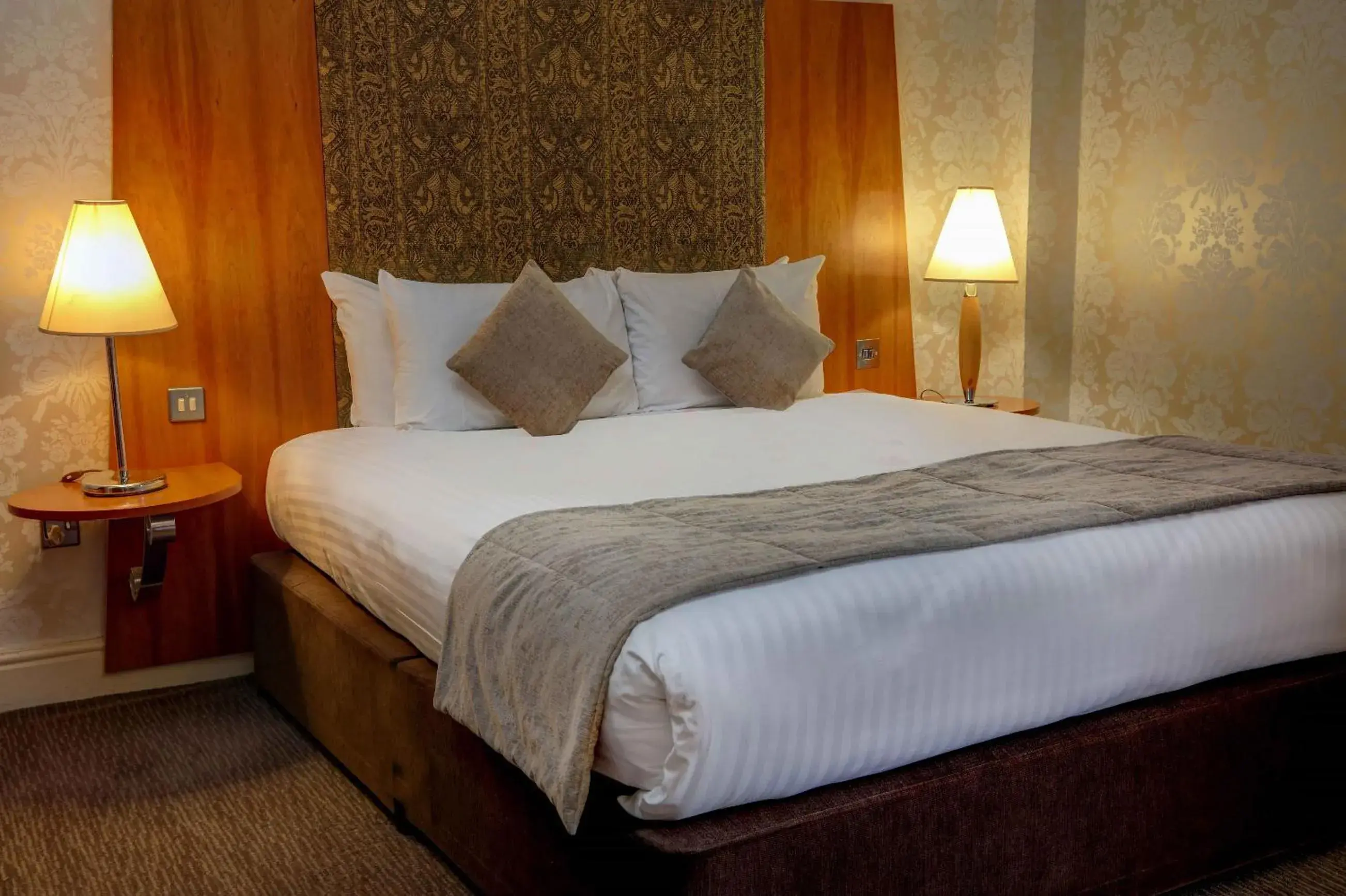 Bed in The Regency Hotel Bed in The Regency Hotel