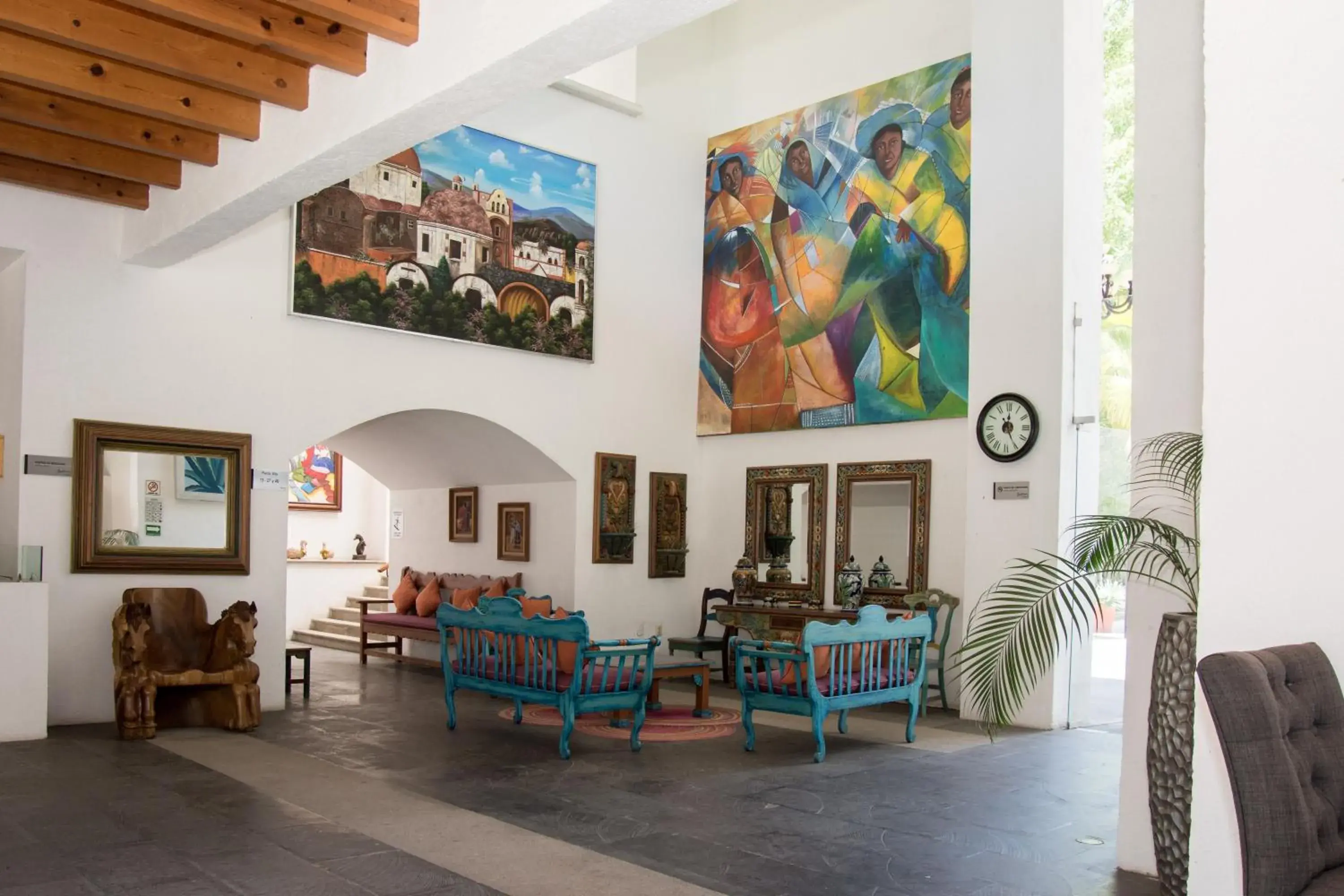 Lobby or reception in Radisson Hotel Cuernavaca Lobby or reception in Radisson Hotel Cuernavaca