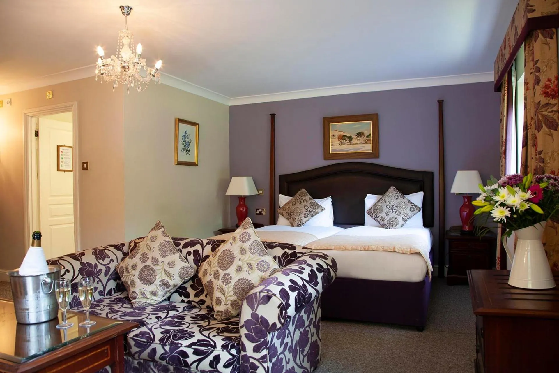 Bedroom, Bed in Clarion Hotel Charlecote Pheasant