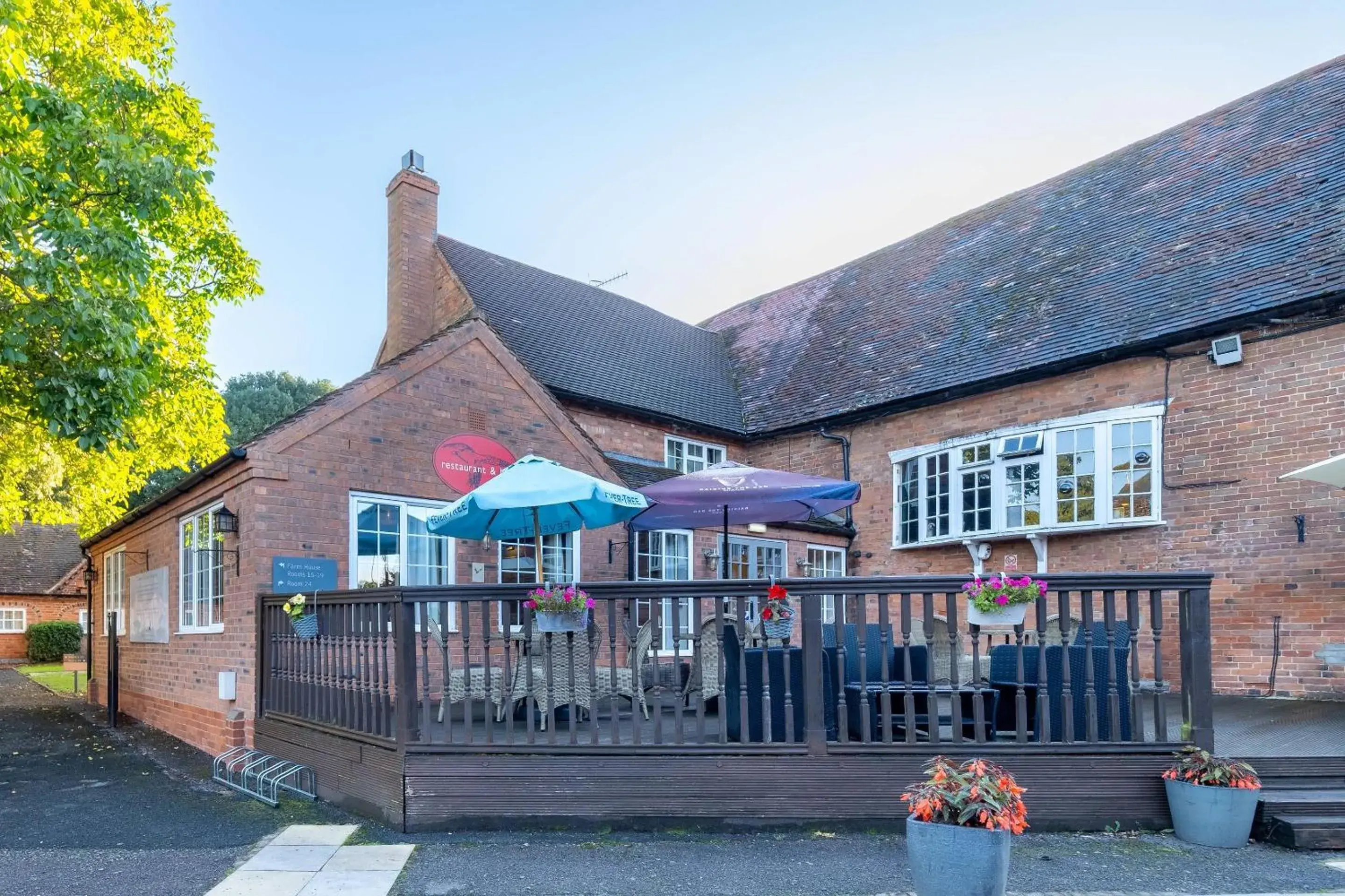 Property building in Clarion Hotel Charlecote Pheasant Property building in Clarion Hotel Charlecote Pheasant